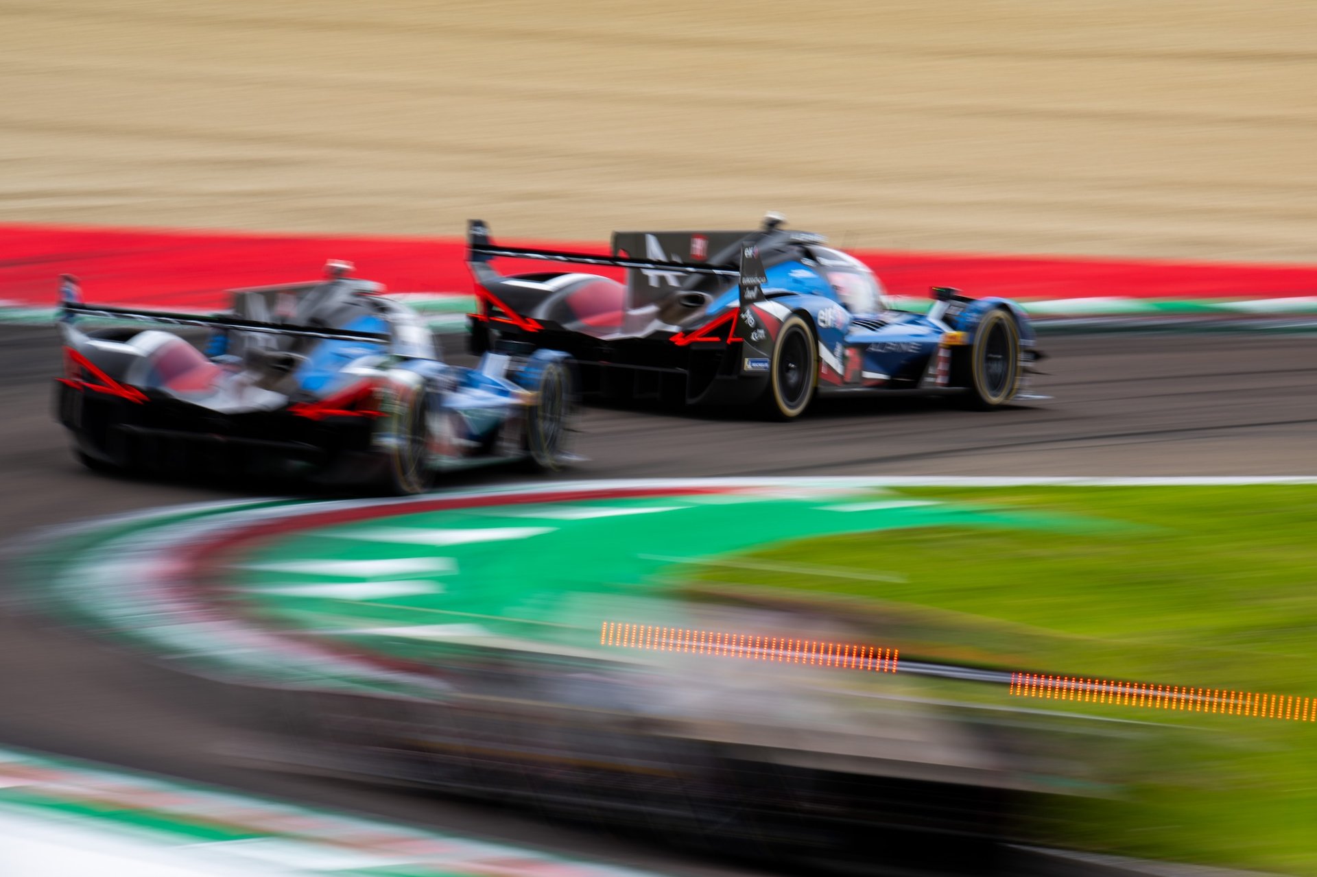 Alpine Endurance Team Rebondit À Imola Avec Un Podium Mérité Pour La N°36 26 Alpine Endurance Team A424 Chatin Gounon Habsburg Schumacher Makowiecki Milesi Wec Imola 2025
