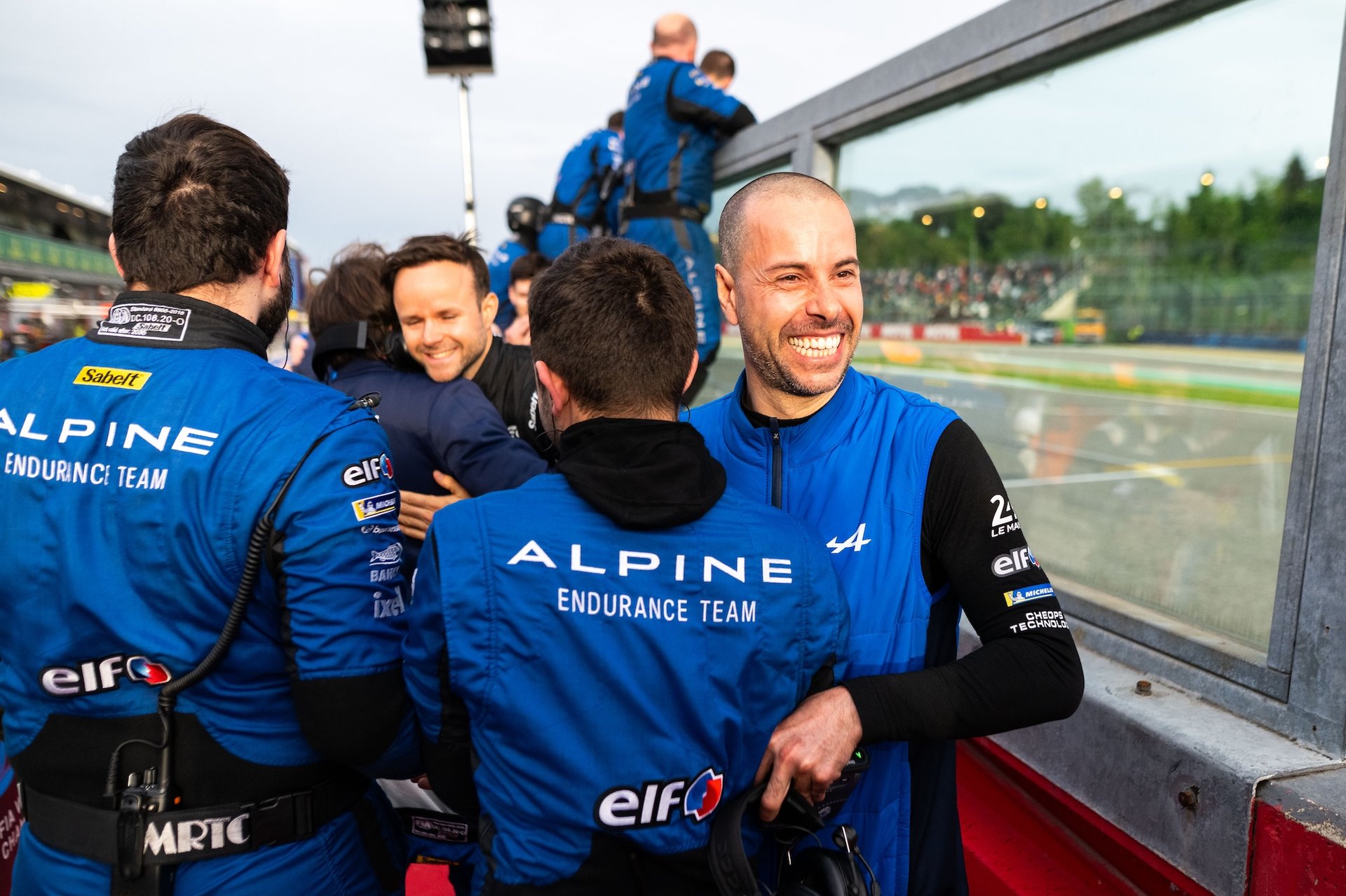 Alpine Endurance Team Rebondit À Imola Avec Un Podium Mérité Pour La N°36 18 Alpine Endurance Team A424 Chatin Gounon Habsburg Schumacher Makowiecki Milesi Wec Imola 2025