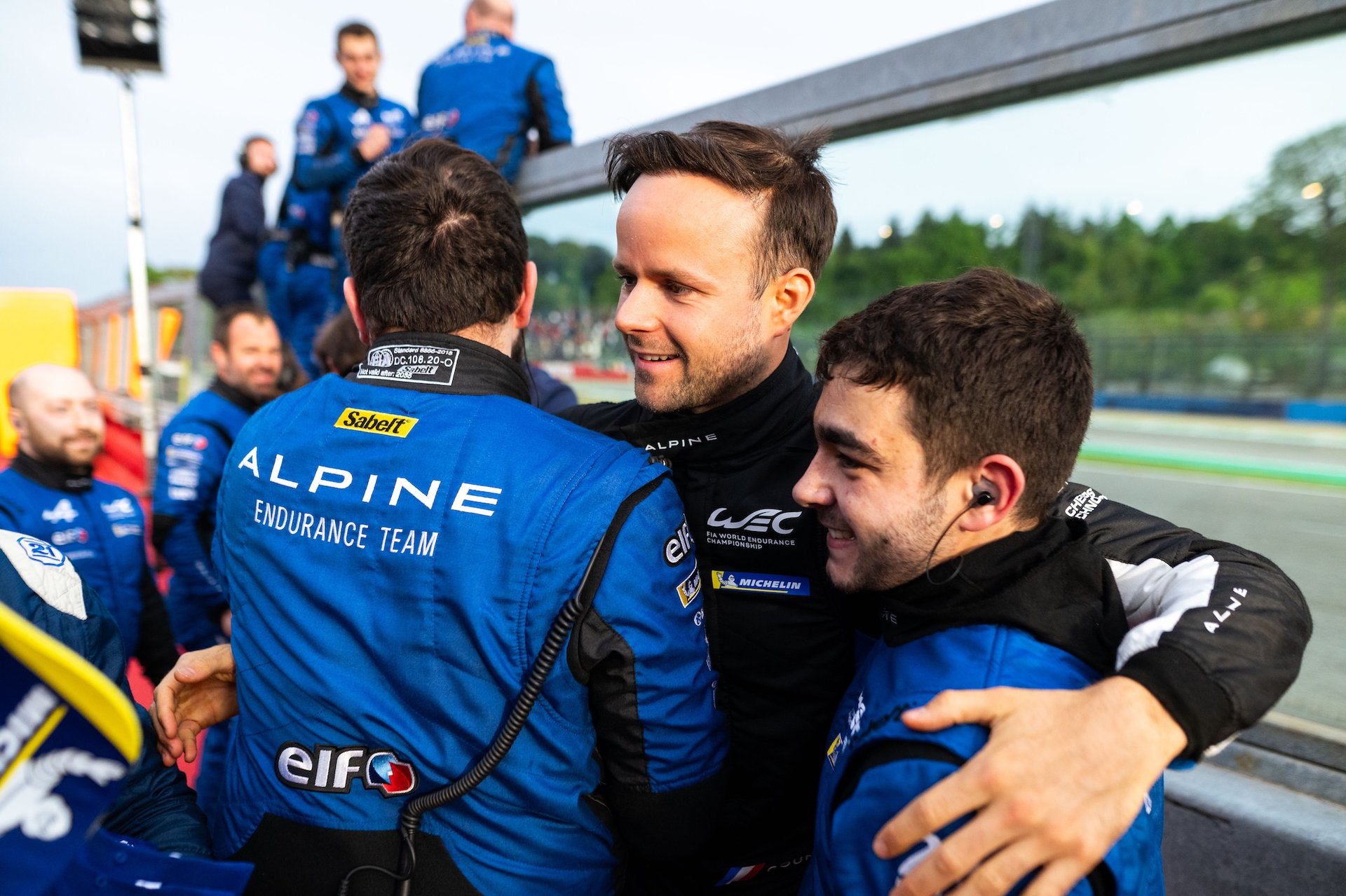 Alpine Endurance Team Rebondit À Imola Avec Un Podium Mérité Pour La N°36 17 Alpine Endurance Team A424 Chatin Gounon Habsburg Schumacher Makowiecki Milesi Wec Imola 2025