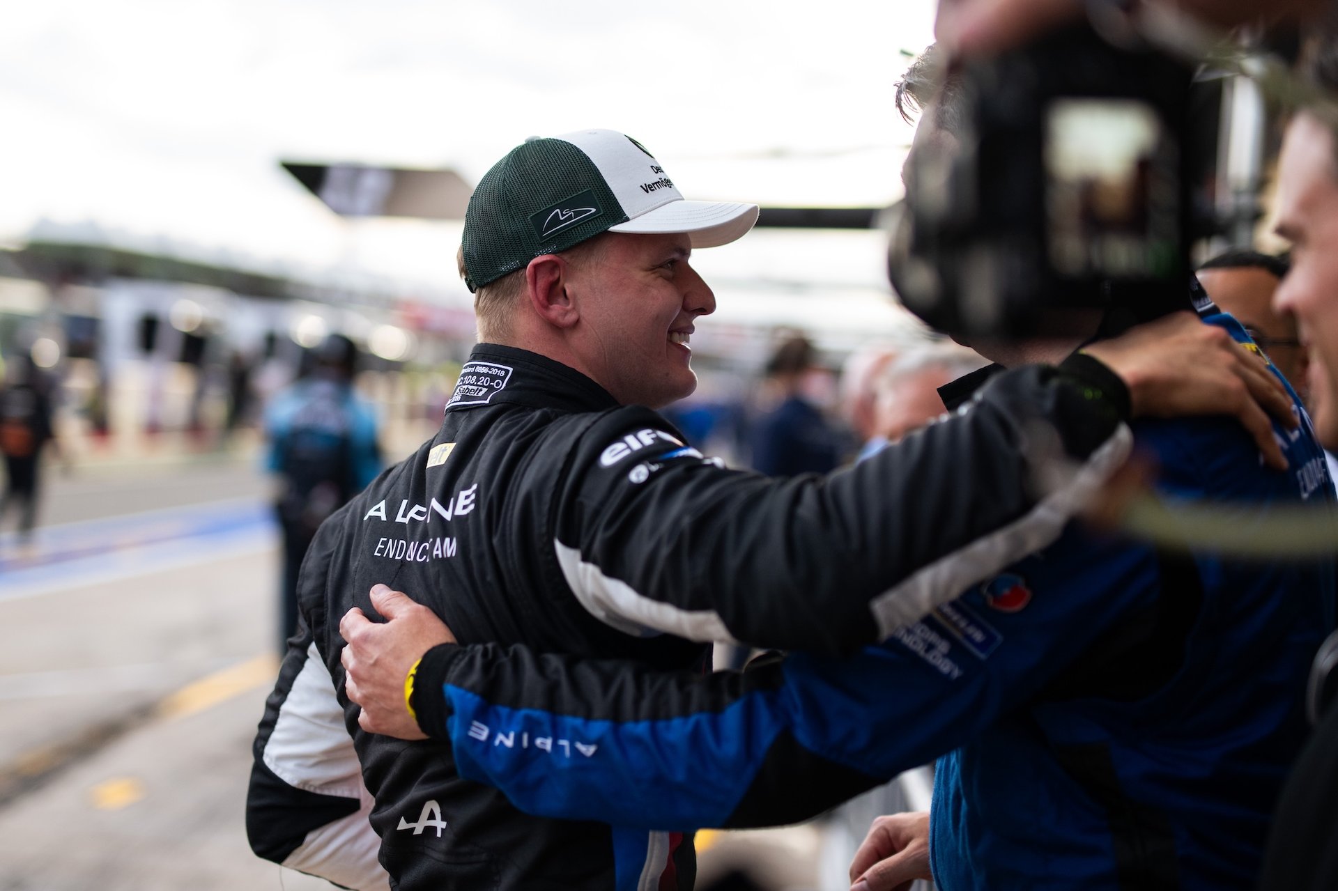 Alpine Endurance Team Rebondit À Imola Avec Un Podium Mérité Pour La N°36 15 Alpine Endurance Team A424 Chatin Gounon Habsburg Schumacher Makowiecki Milesi Wec Imola 2025