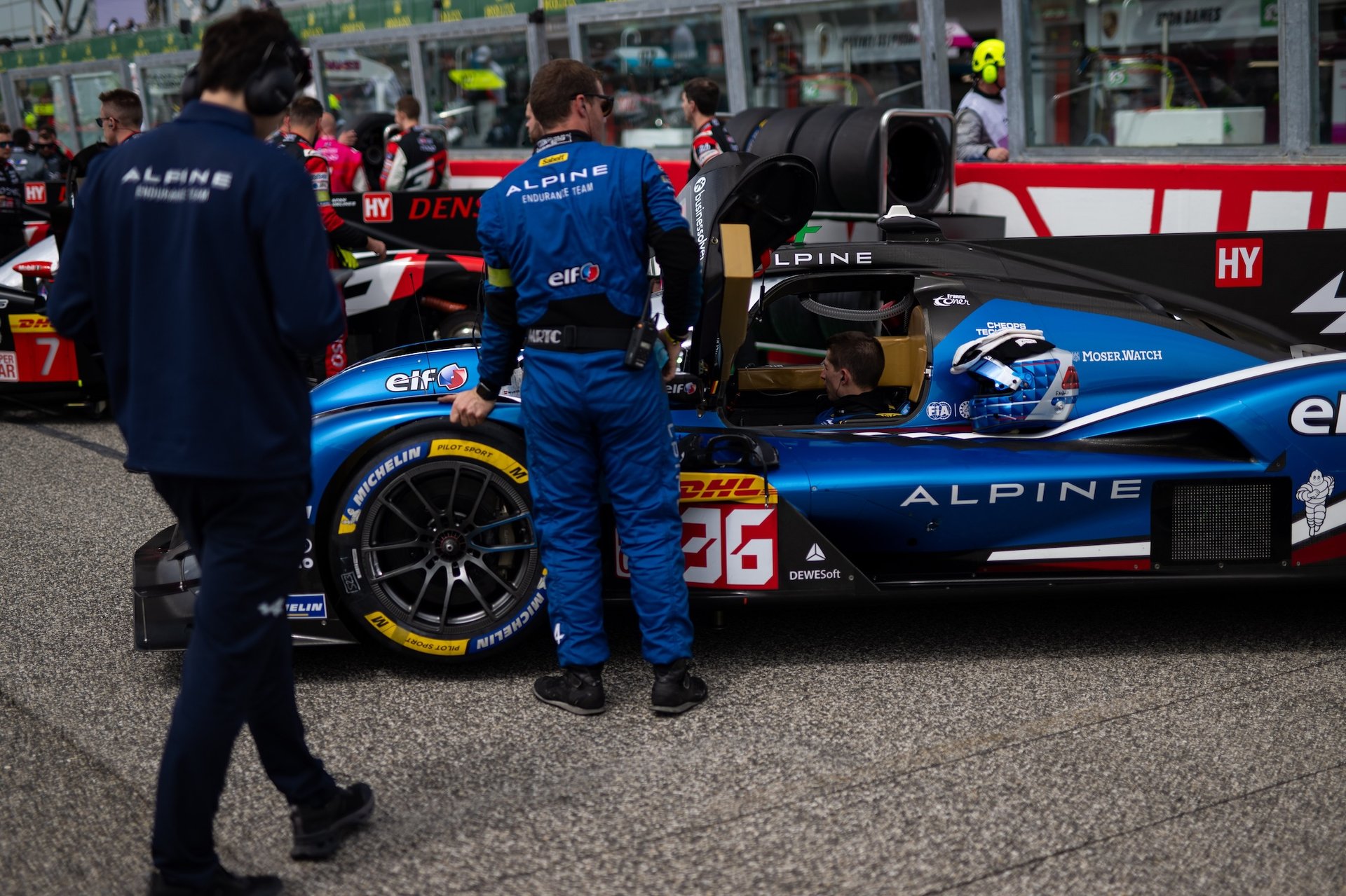 Alpine Endurance Team Rebondit À Imola Avec Un Podium Mérité Pour La N°36 7 Alpine Endurance Team A424 Chatin Gounon Habsburg Schumacher Makowiecki Milesi Wec Imola 2025