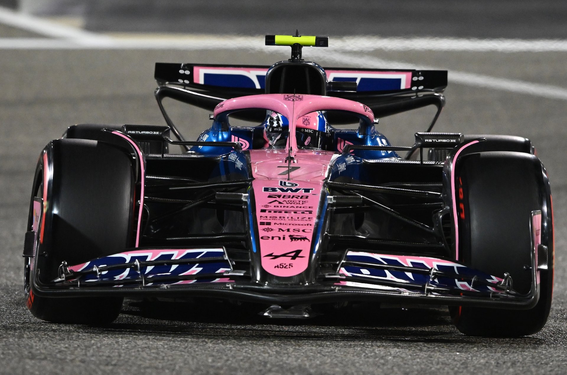Bwt Alpine Formula One Team Crée La Surprise À Bahreïn : Gasly 5E, Doohan Tout Proche De La Q3 12 Bwt Alpine Formula One Team A525 Gasly Doohan Grand Prix De Bahreïn Qualifications 2025