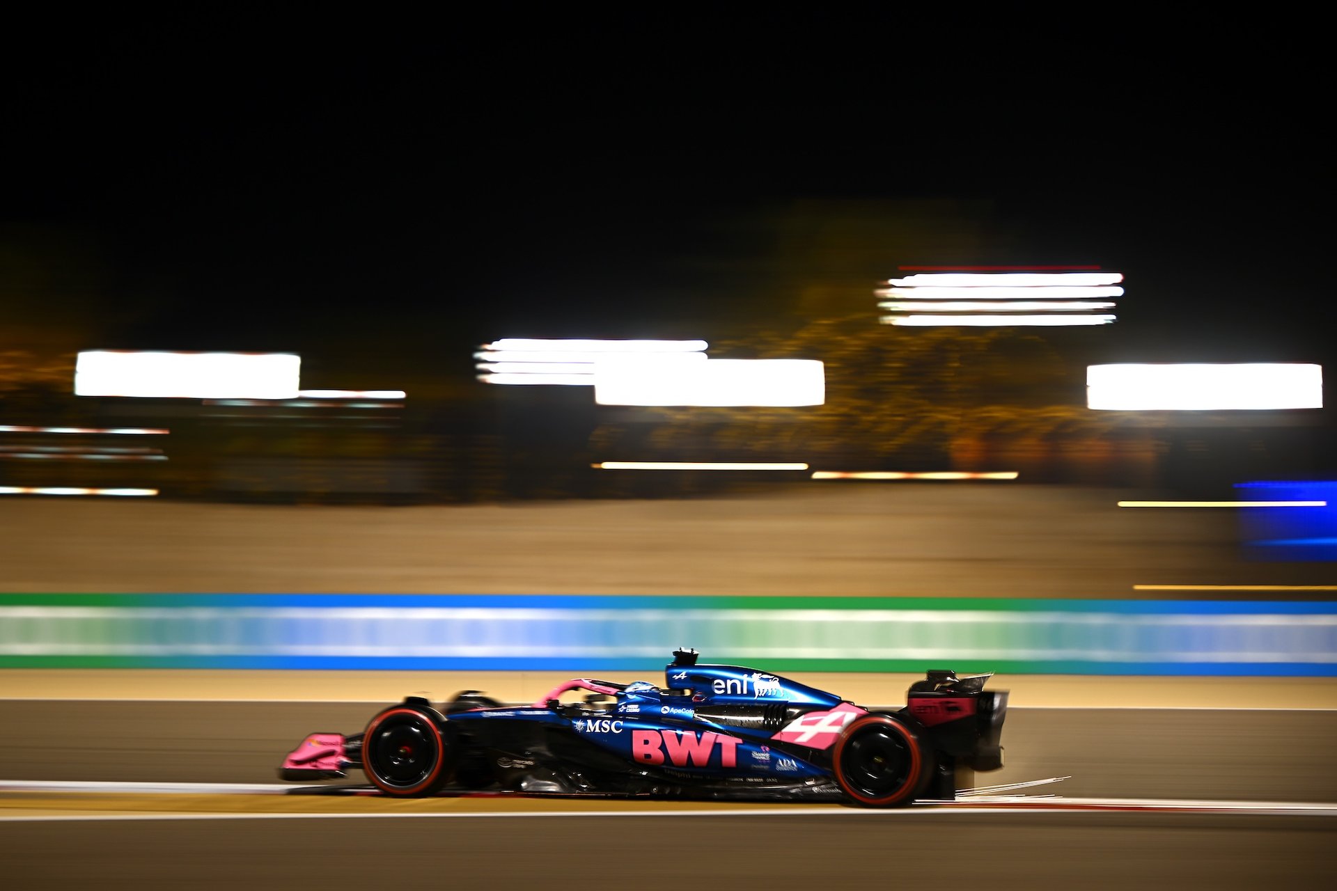 Bwt Alpine Formula One Team Crée La Surprise À Bahreïn : Gasly 5E, Doohan Tout Proche De La Q3 15 Bwt Alpine Formula One Team A525 Gasly Doohan Grand Prix De Bahreïn Qualifications 2025