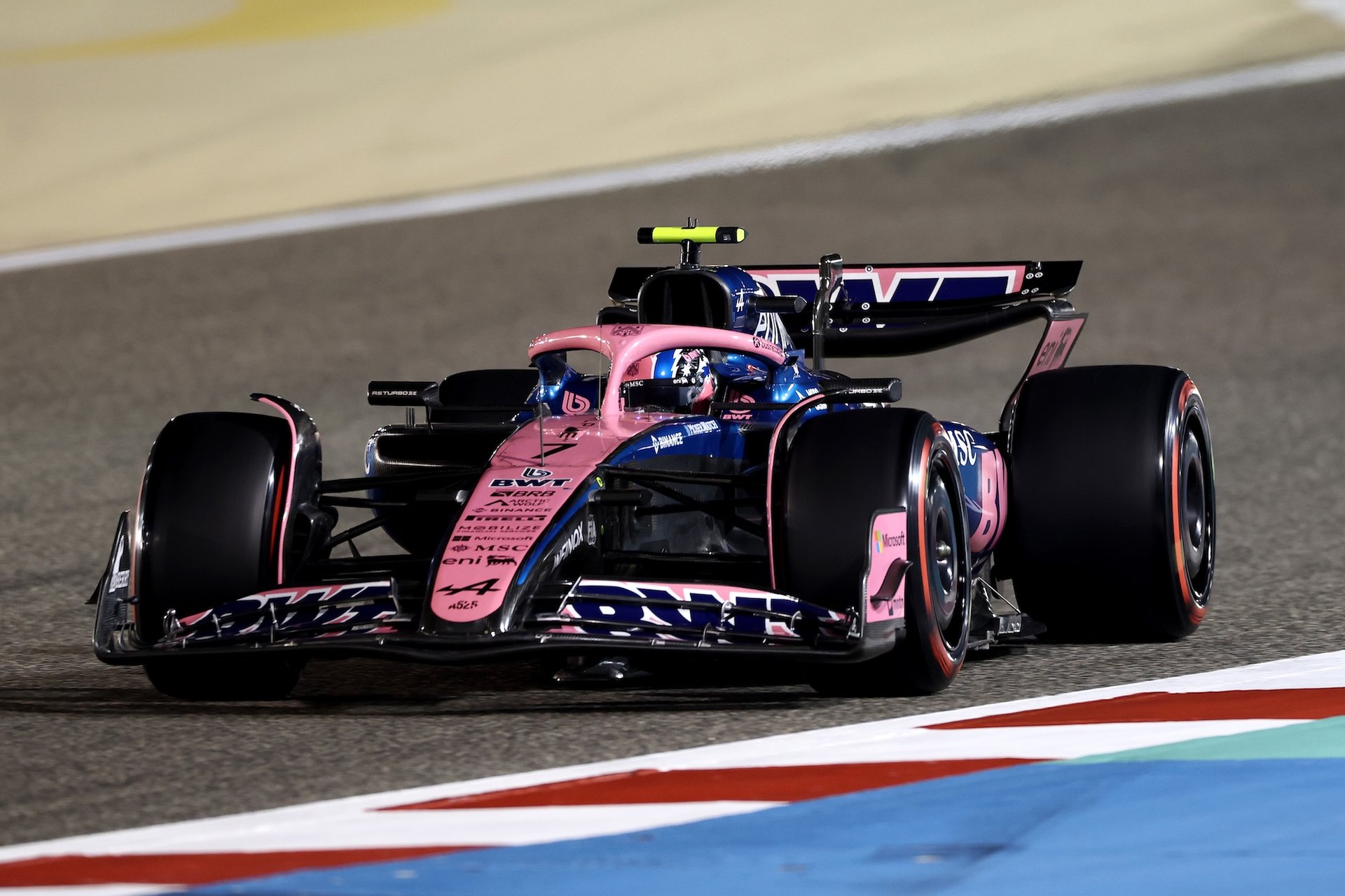 Bwt Alpine Formula One Team Crée La Surprise À Bahreïn : Gasly 5E, Doohan Tout Proche De La Q3 14 Bwt Alpine Formula One Team A525 Gasly Doohan Grand Prix De Bahreïn Qualifications 2025