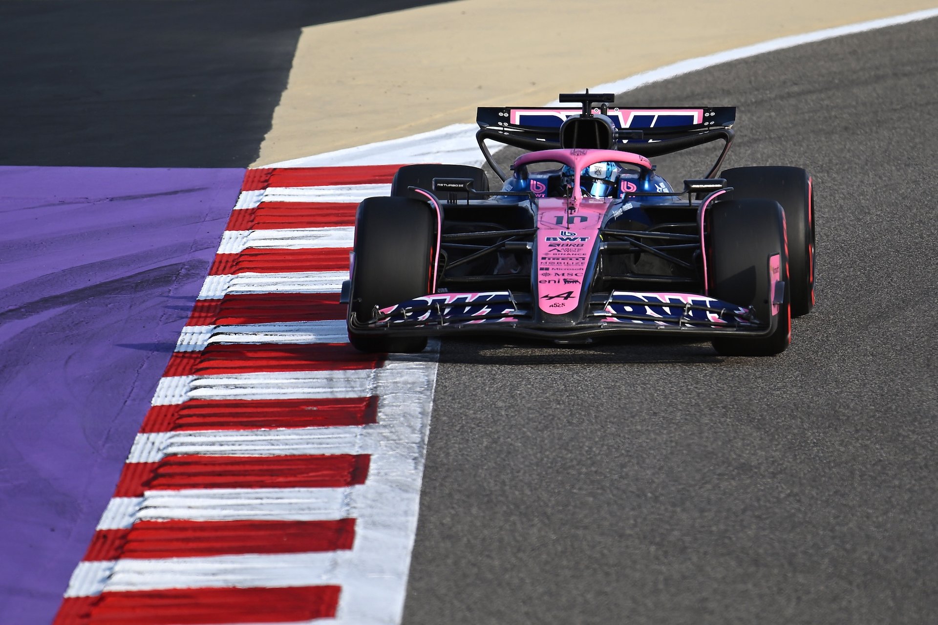 Bwt Alpine Formula One Team Crée La Surprise À Bahreïn : Gasly 5E, Doohan Tout Proche De La Q3 6 Bwt Alpine Formula One Team A525 Gasly Doohan Grand Prix De Bahreïn Qualifications 2025