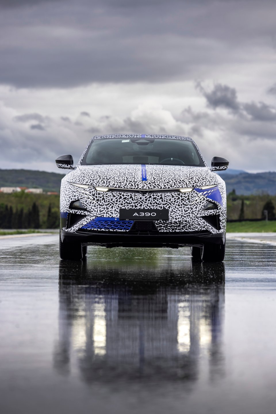Alpine A390 : Derniers Galops D'Essai Avant La Grande Révélation Le 27 Mai 2025 19 Essais Alpine A390 Complexe Michelin De Ladoux