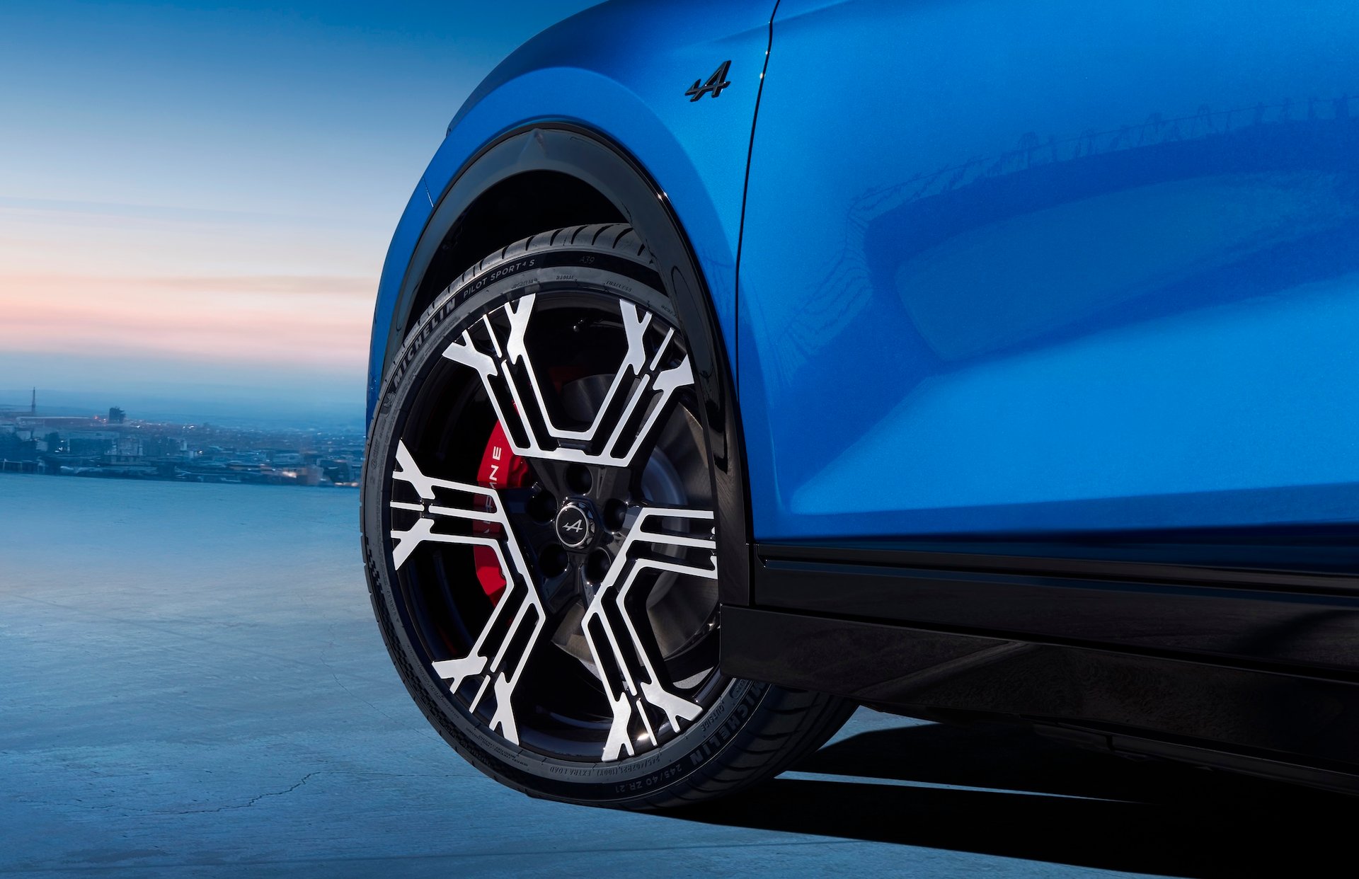 Alpine A390 Révélation 27 Mai 2025 Dieppe World Premiere Jantes Fastback Électrique