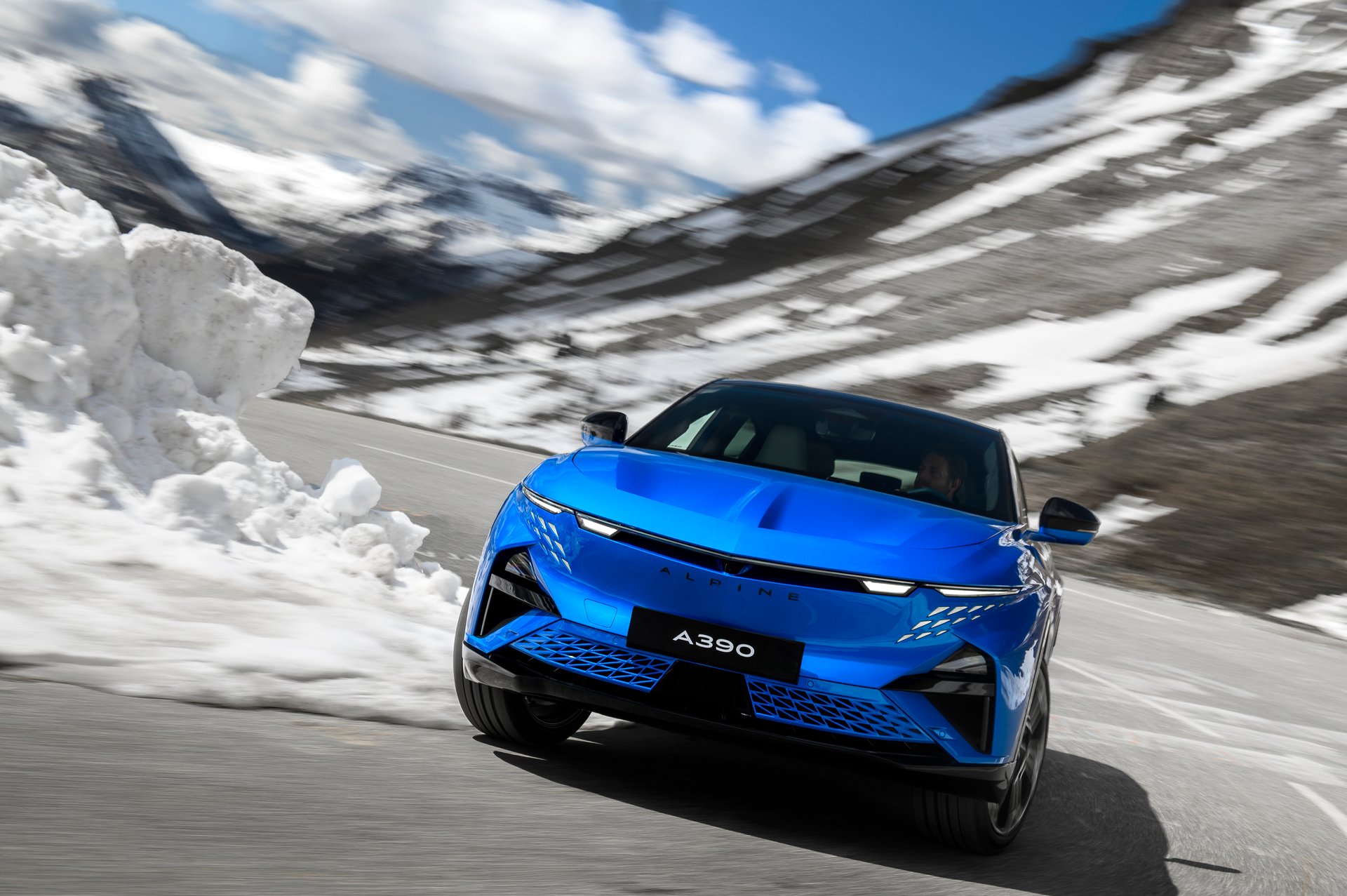 Alpine A390