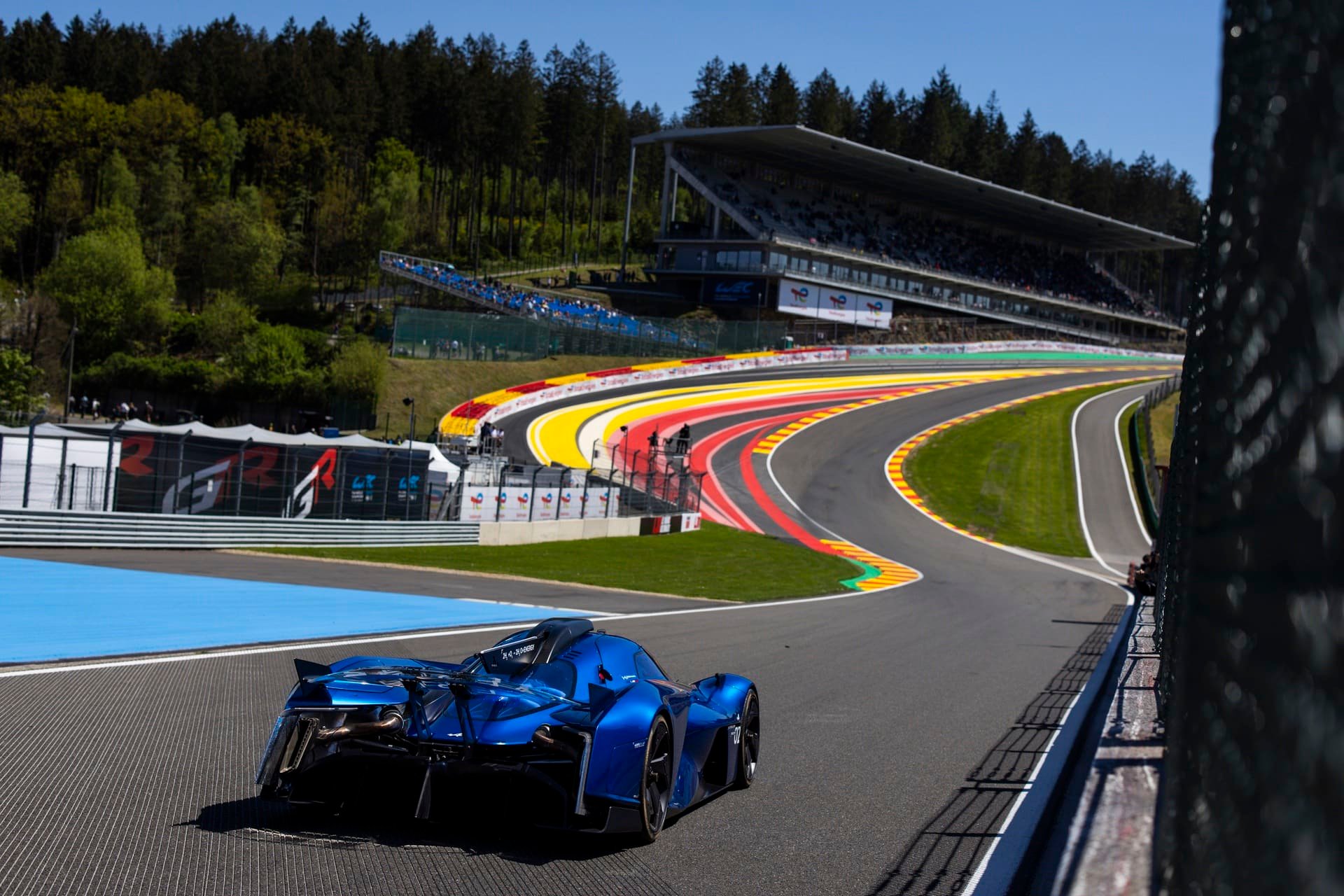 Podium : Une Performance De Haut Vol Aux 6 Heures De Spa 2025 Pour Alpine