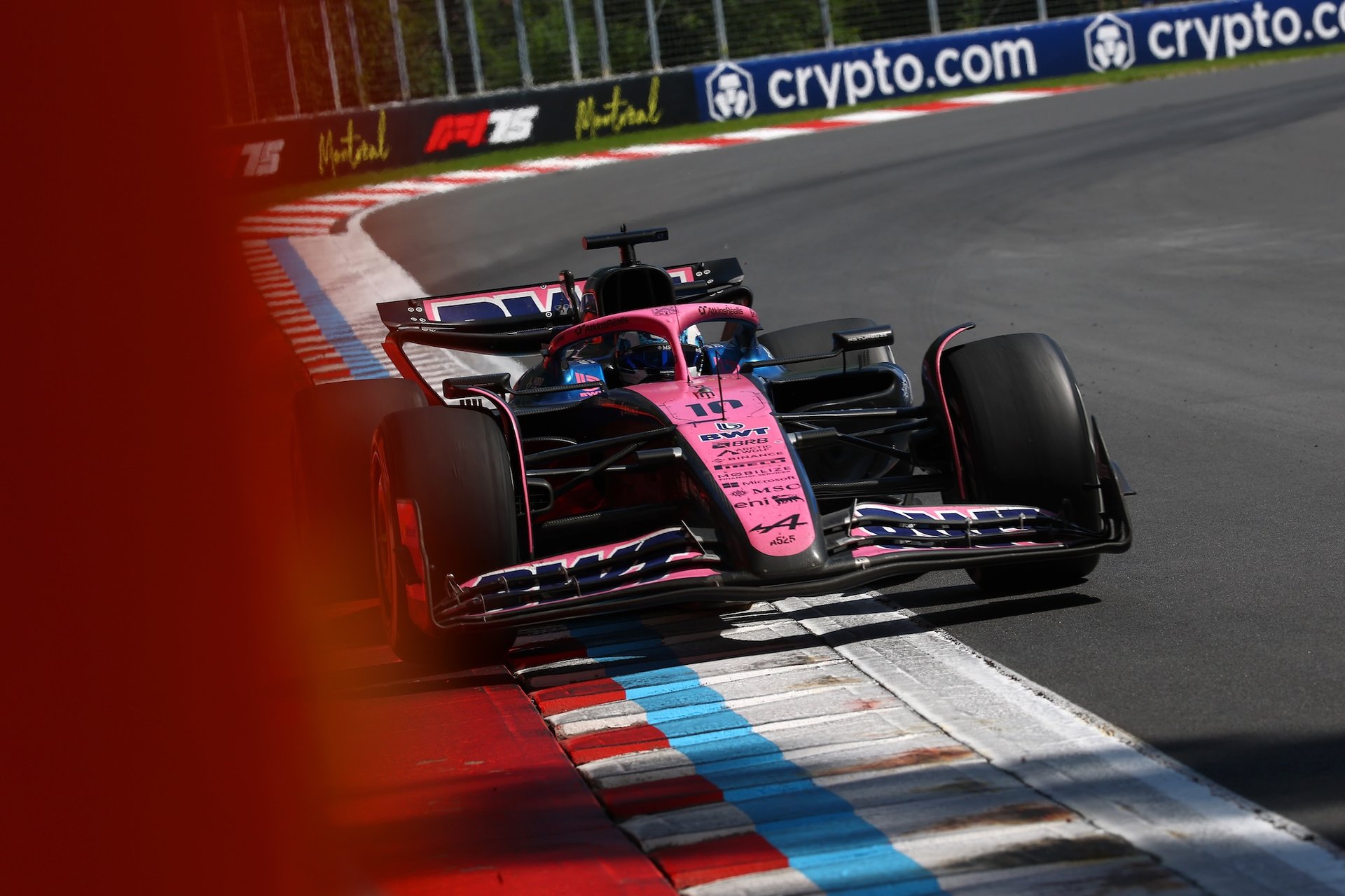 Bwt Alpine Formula One Team : Paroles D'Un Week-End Sans Récompense Au Canada 2025 13 Montreal, Quebec - June 15: Pierre Gasly Of France Driving The (10) Alpine F1 A525 Renault On Track During The F1 Grand Prix Of Canada At Circuit Gilles-Villeneuve On June 15, 2025 In Montreal, Quebec. (Photo By Zak Mauger/Lat Images)