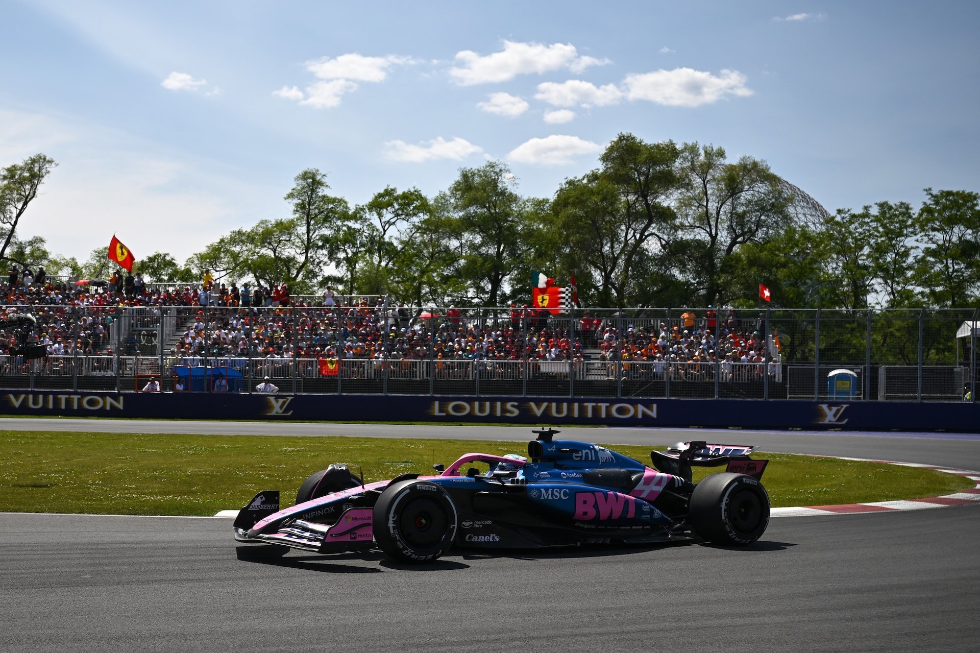 Bwt Alpine Formula One Team : Paroles D'Un Week-End Sans Récompense Au Canada 2025 14 Montreal, Quebec - June 15: Pierre Gasly Of France Driving The (10) Alpine F1 A525 Renault On Track During The F1 Grand Prix Of Canada At Circuit Gilles-Villeneuve On June 15, 2025 In Montreal, Quebec. (Photo By Minas Panagiotakis/Getty Images)