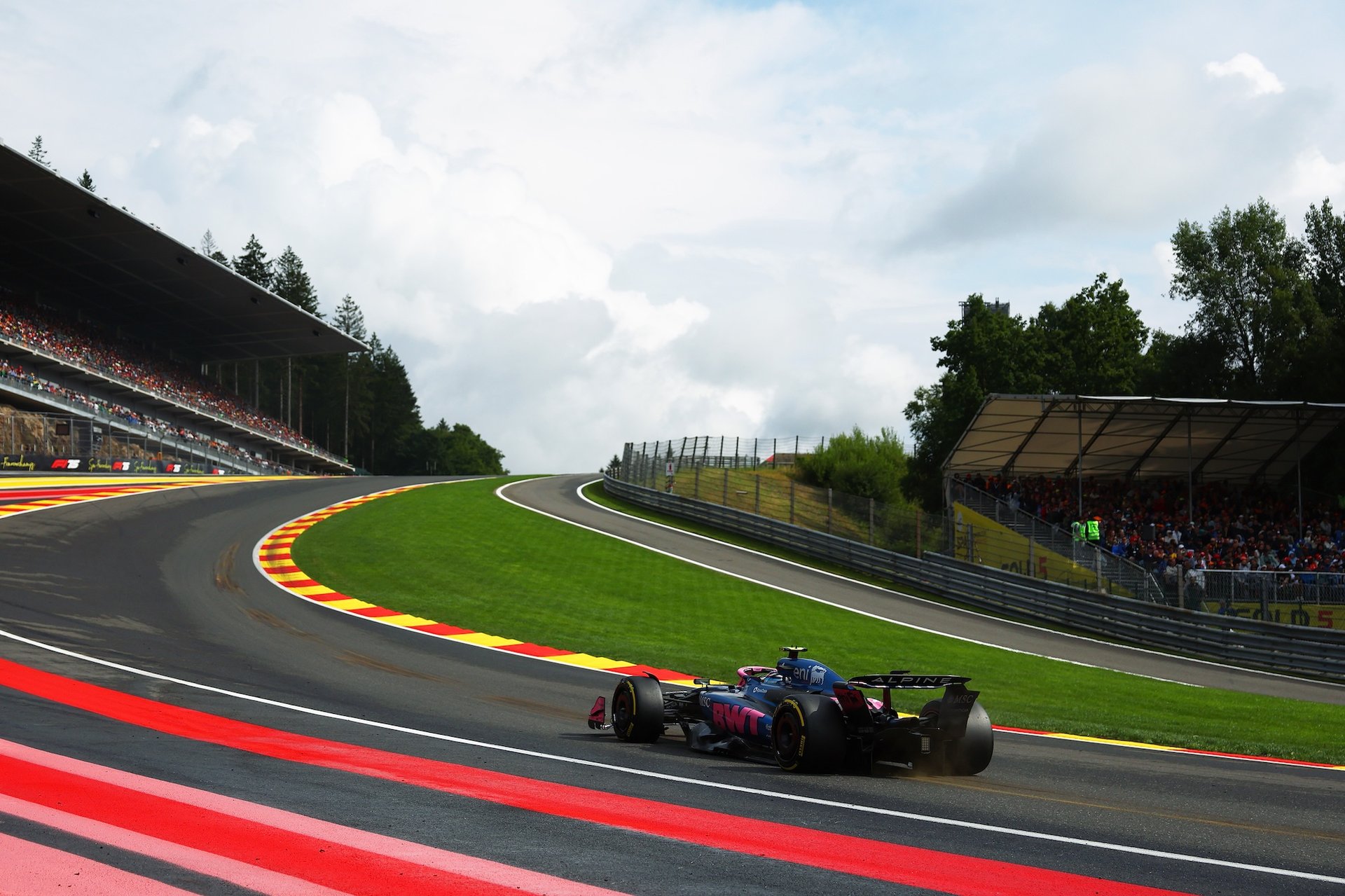 Bwt Alpine Formula One Team Arrache Un Point Mérité À Spa-Francorchamps Sous La Pluie 2025 5 Bwt Alpine Formula One Team Gasly Colapinto A525 F1 Spa Francorchamps Course 2025