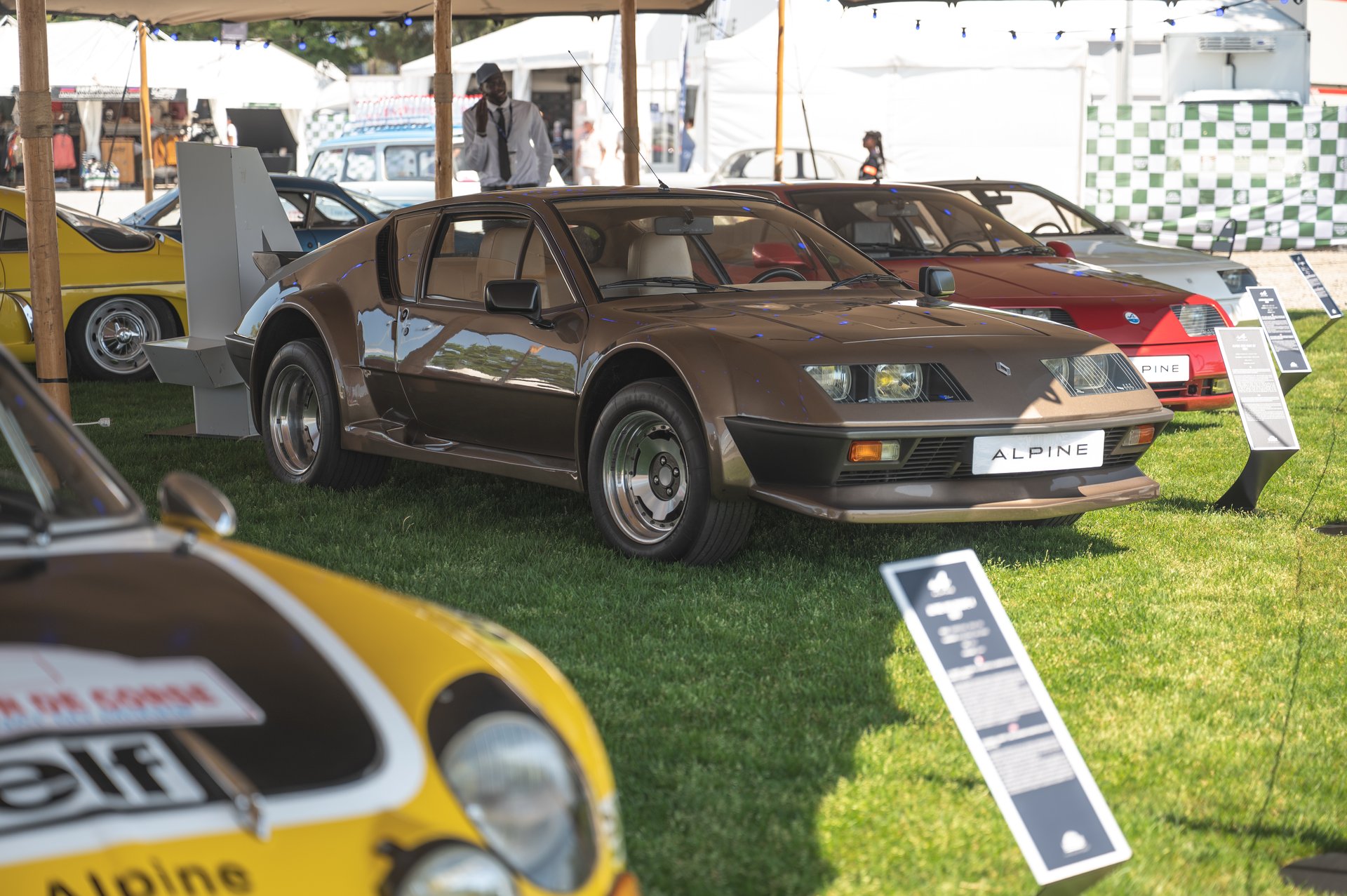 Alpine : Son Patrimoine À L’épreuve Du Mans Classic 2025 16 Les Alpinistes Le Mans Classic 2025 33 | Alpine : Son Patrimoine À L’épreuve Du Mans Classic 2025