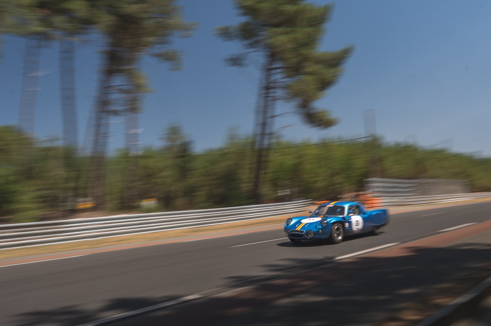 Alpine : Son Patrimoine À L’épreuve Du Mans Classic 2025 45 Les Alpinistes Le Mans Classic 2025 51 | Alpine : Son Patrimoine À L’épreuve Du Mans Classic 2025