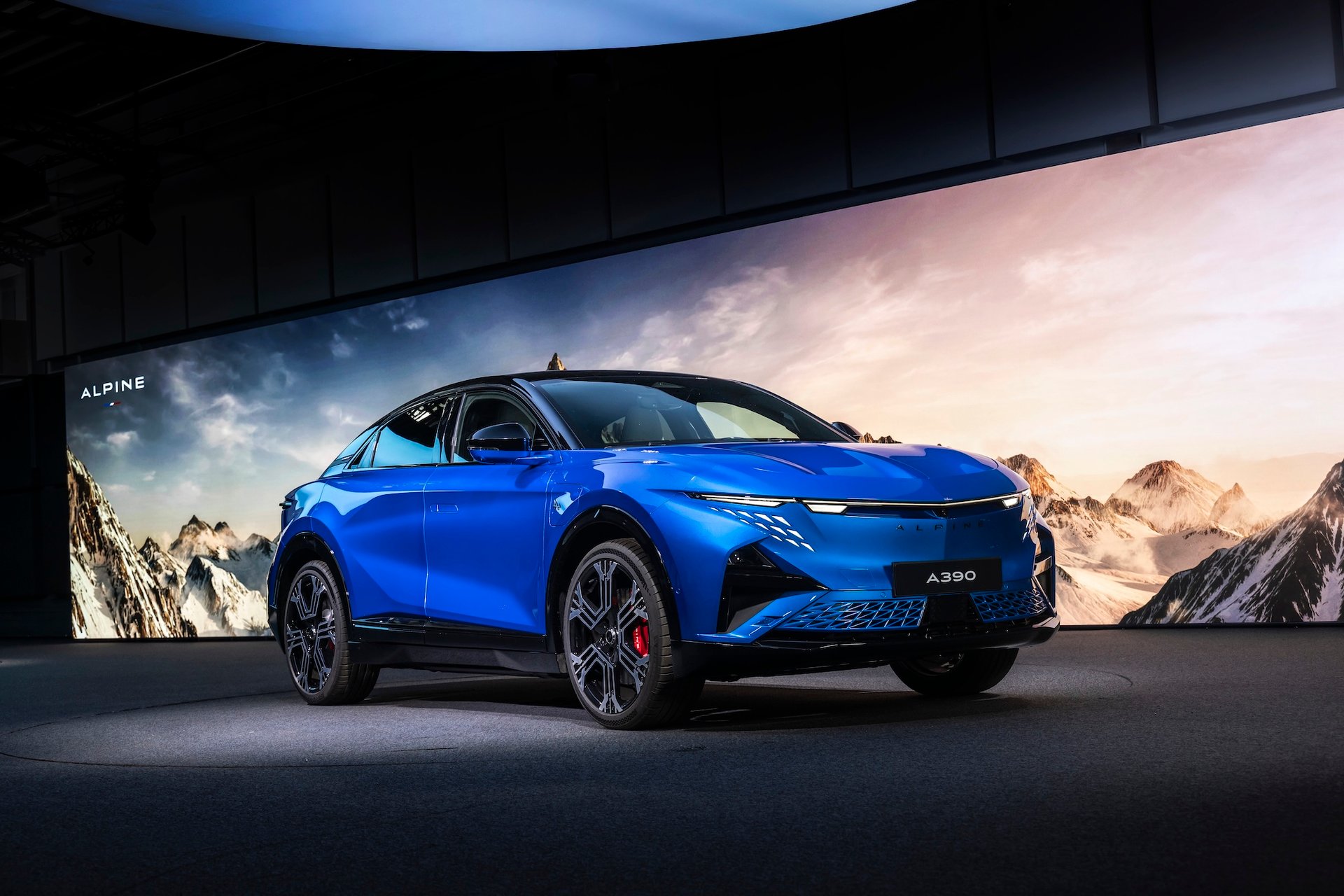 Alpine A390