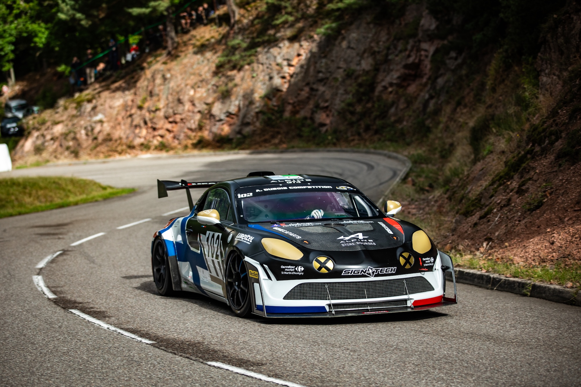 Anthony Dubois Au Volant De L’alpine A110 Evo Lors De La Course De Côte De Turckheim – 3 Épis, Épreuve Décisive Du Championnat De France De La Montagne 2025
