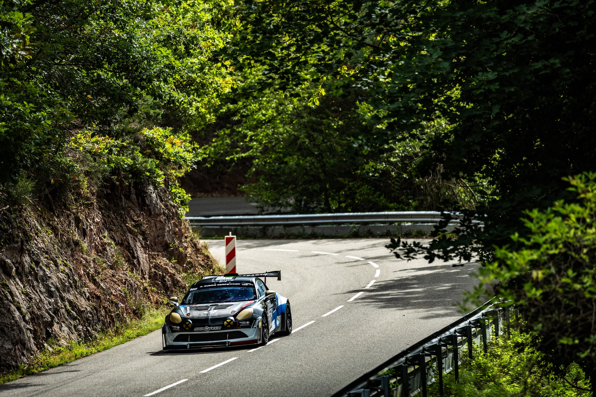 Anthony Dubois Sacré Champion De France De La Montagne Production Avec L’alpine A110 Evo 19 Anthony Dubois Au Volant De L’alpine A110 Evo Lors De La Course De Côte De Turckheim – 3 Épis, Épreuve Décisive Du Championnat De France De La Montagne 2025