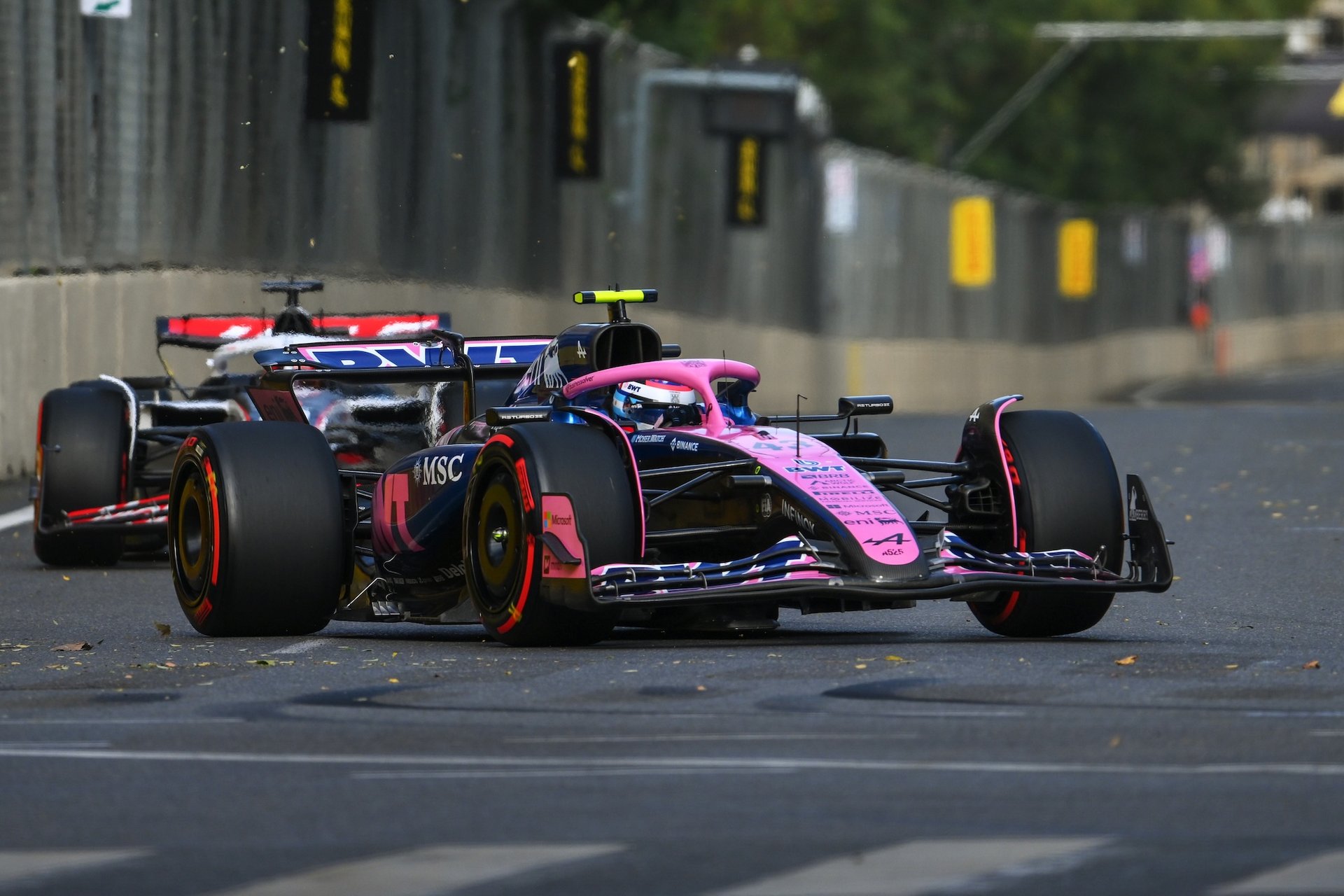Baku, Azerbaijan - September 20: Franco Colapinto Of Argentina Driving The (43) Alpine F1 A525 Renault On Track During Qualifying Ahead Of The F1 Grand Prix Of Azerbaijan At Baku City Circuit On September 20, 2025 In Baku, Azerbaijan. (Photo By Simon Galloway/Lat Images)