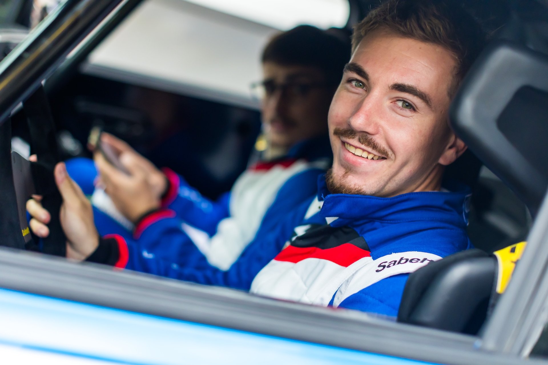 Alpine En Majesté Au Rallye Mont-Blanc Morzine : L’a110 Rallye Triomphe, L’alpine A290 Fait Ses Grands Débuts 17 Chatillon Mattéo, Cornuau Maxence, Alpine A290 Rallye, Portrait During The Rallye Mont-Blanc Morzine 2025, 6Th Round Of The Championnat De France Des Rallyes 2025, From September 5 To 6, 2025 In Morzine, France - Photo Bastien Roux / Dppi