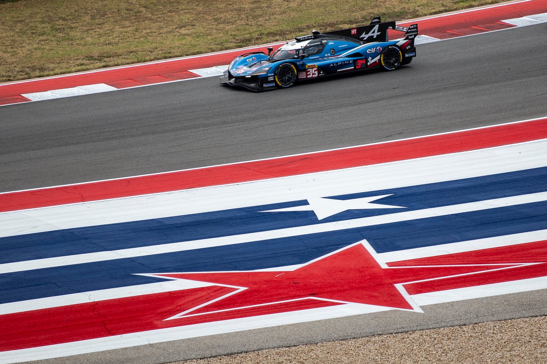 Wec Austin 2025 : Alpine Endurance Team Piégée Par La Pluie, Un Retour Manqué Au Texas 42 35 Chatin Paul-Loup (Fra), Habsburg Ferdinand (Aut), Milesi Charles (Fra), Alpine Endurance Team, Alpine A424 #35, Hypercar, Action During The Lone Star Le Mans 2025, 6Th Round Of The 2025 Fia World Endurance Championship, From September 5 To 7, 2025 On The Circuit Of The Americas In Austin, Texas, United States Of America - Photo Thomas Fenetre / Dppi