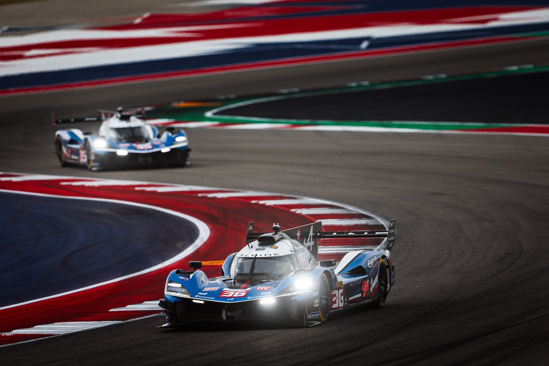 Wec Austin 2025 : Alpine Endurance Team Piégée Par La Pluie, Un Retour Manqué Au Texas 37 36 Makowiecki Frédéric (Fra), Gounon Jules (Fra), Schumacher Mick (Ger), Alpine Endurance Team, Alpine A424 #36, Hypercar, Action During The Lone Star Le Mans 2025, 6Th Round Of The 2025 Fia World Endurance Championship, From September 5 To 7, 2025 On The Circuit Of The Americas In Austin, Texas, United States Of America - Photo Antonin Vincent / Dppi