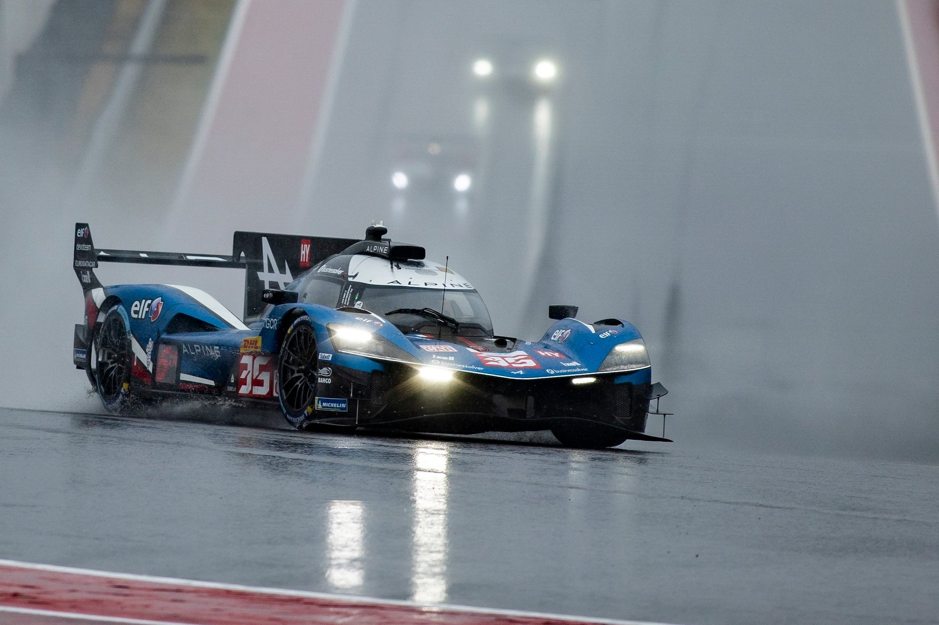 Wec Austin 2025 : Alpine Endurance Team Piégée Par La Pluie, Un Retour Manqué Au Texas 29 35 Chatin Paul-Loup (Fra), Habsburg Ferdinand (Aut), Milesi Charles (Fra), Alpine Endurance Team, Alpine A424 #35, Hypercar, Action During The Lone Star Le Mans 2025, 6Th Round Of The 2025 Fia World Endurance Championship, From September 5 To 7, 2025 On The Circuit Of The Americas In Austin, Texas, United States Of America - Photo Thomas Fenetre / Dppi