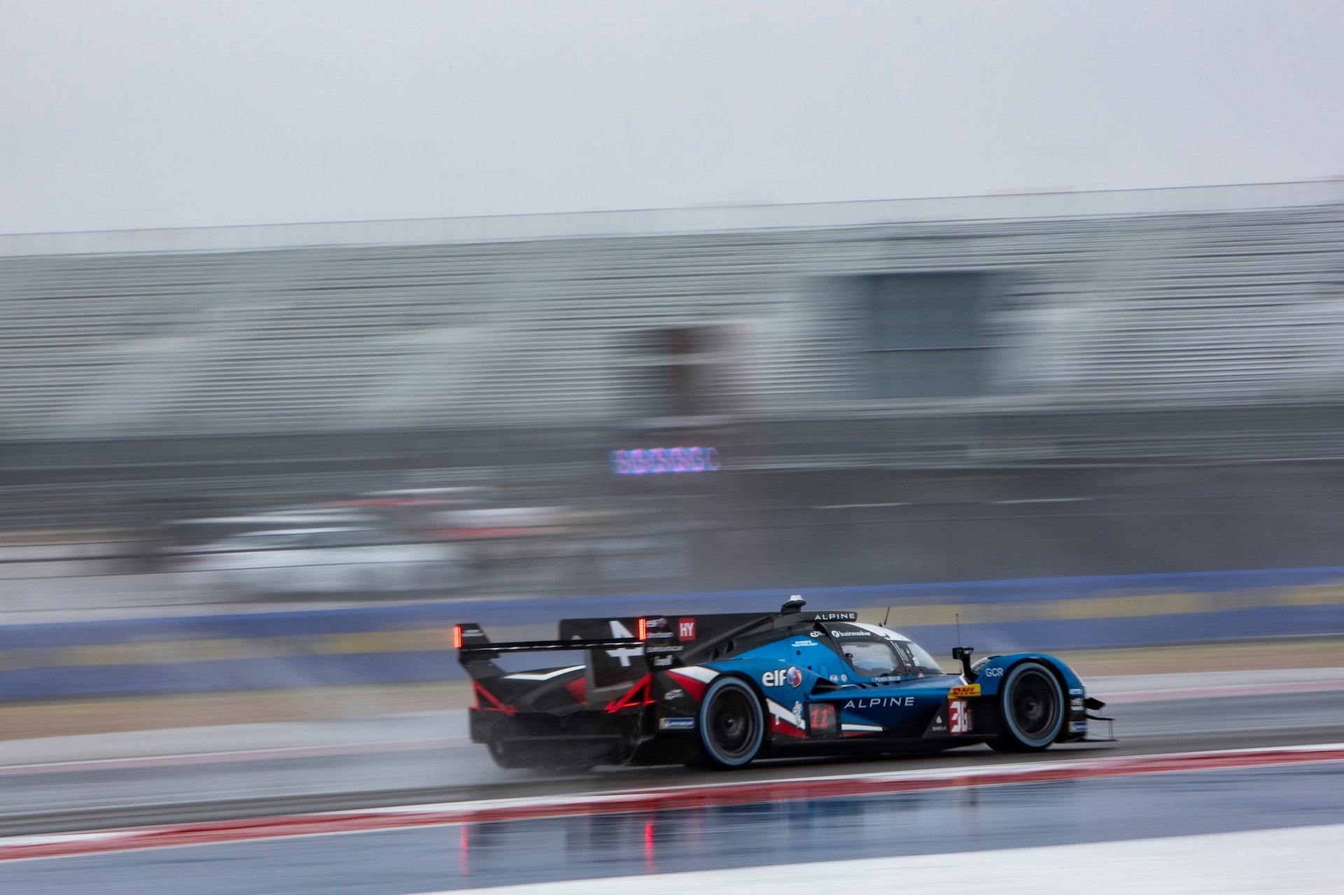 Wec Austin 2025 : Alpine Endurance Team Piégée Par La Pluie, Un Retour Manqué Au Texas 23 36 Makowiecki Frédéric (Fra), Gounon Jules (Fra), Schumacher Mick (Ger), Alpine Endurance Team, Alpine A424 #36, Hypercar, Action During The Lone Star Le Mans 2025, 6Th Round Of The 2025 Fia World Endurance Championship, From September 5 To 7, 2025 On The Circuit Of The Americas In Austin, Texas, United States Of America - Photo Thomas Fenetre / Dppi
