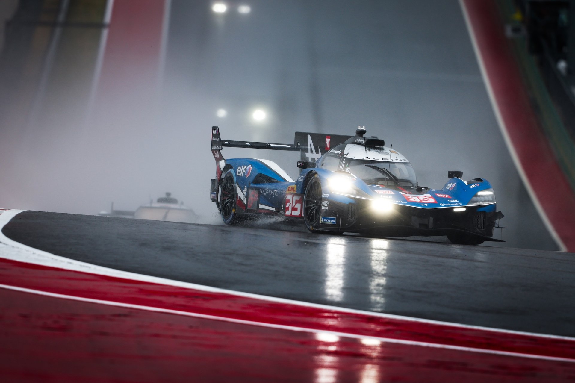 Wec Austin 2025 : Alpine Endurance Team Piégée Par La Pluie, Un Retour Manqué Au Texas 22 35 Chatin Paul-Loup (Fra), Habsburg Ferdinand (Aut), Milesi Charles (Fra), Alpine Endurance Team, Alpine A424 #35, Hypercar, Action During The Lone Star Le Mans 2025, 6Th Round Of The 2025 Fia World Endurance Championship, From September 5 To 7, 2025 On The Circuit Of The Americas In Austin, Texas, United States Of America - Photo Antonin Vincent / Dppi