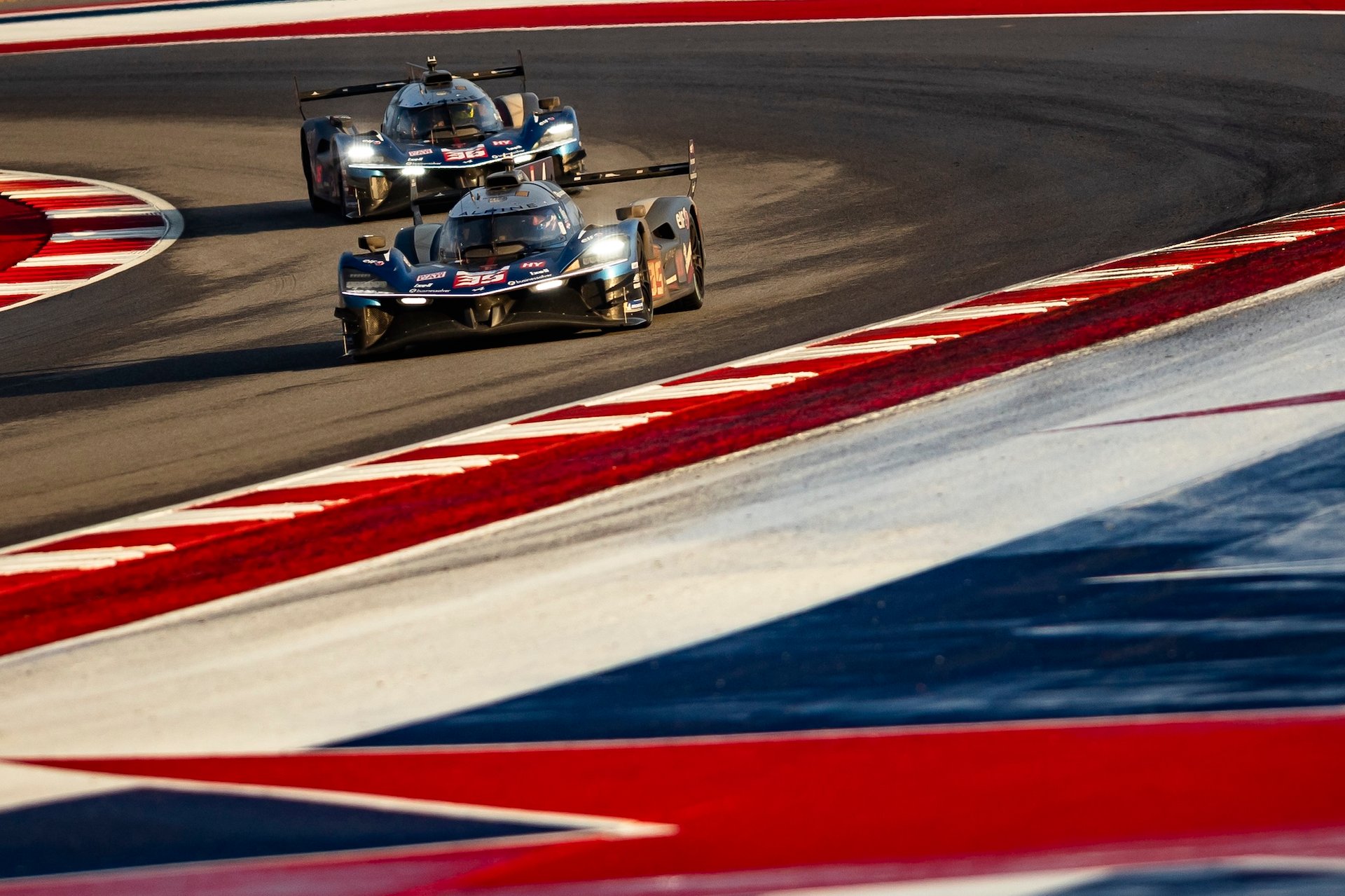 Wec Austin 2025 : Alpine Endurance Team Piégée Par La Pluie, Un Retour Manqué Au Texas 5 35 Chatin Paul-Loup (Fra), Habsburg Ferdinand (Aut), Milesi Charles (Fra), Alpine Endurance Team, Alpine A424 #35, Hypercar, 36 Makowiecki Frédéric (Fra), Gounon Jules (Fra), Schumacher Mick (Ger), Alpine Endurance Team, Alpine A424 #36, Hypercar, Action During The Lone Star Le Mans 2025, 6Th Round Of The 2025 Fia World Endurance Championship, From September 5 To 7, 2025 On The Circuit Of The Americas In Austin, Texas, United States Of America - Photo Thomas Fenetre / Dppi