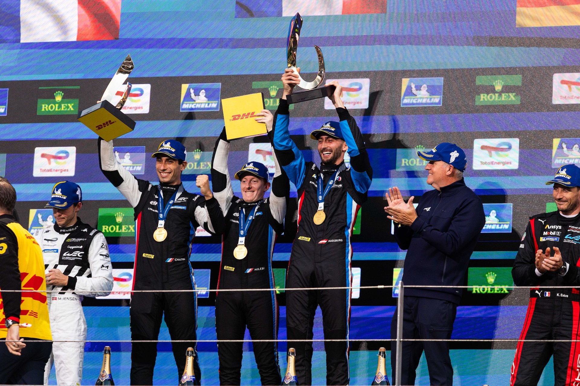 Futuready 2026: Why Alpine Is Fading From Renault’s Story 12 Podium 35 Chatin Paul-Loup (Fra), Habsburg Ferdinand (Aut), Milesi Charles (Fra), Alpine Endurance Team, Alpine A424 #35, Hypercar, Sinault Philippe (Fra), Team Principal Of Alpine Endurance Team, Portrait During The 6 Hours Of Fuji 2025, 7Th Round Of The 2025 Fia World Endurance Championship, From September 26 To 28, 2025 On The Fuji Speedway In Oyama, Shizuoka, Japan - Photo Joao Filipe / Dppi