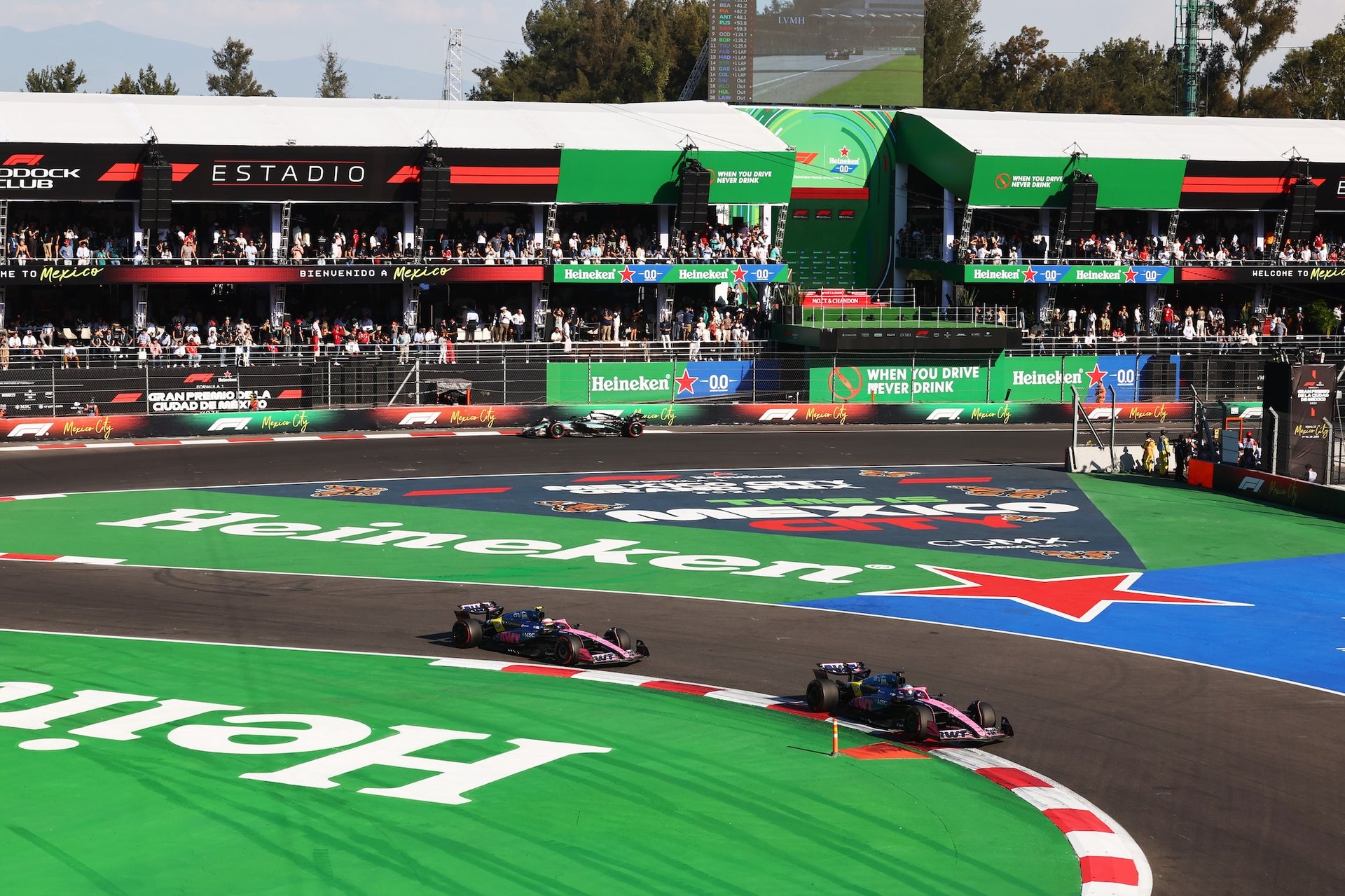 Mexico City, Mexico - October 26: Pierre Gasly Of France Driving The (10) Alpine F1 A525 Renault Leads Franco Colapinto Of Argentina Driving The (43) Alpine F1 A525 Renault On Track During The F1 Grand Prix Of Mexico At Autodromo Hermanos Rodriguez On October 26, 2025 In Mexico City, Mexico. (Photo By Colin Mcmaster/Lat Images)