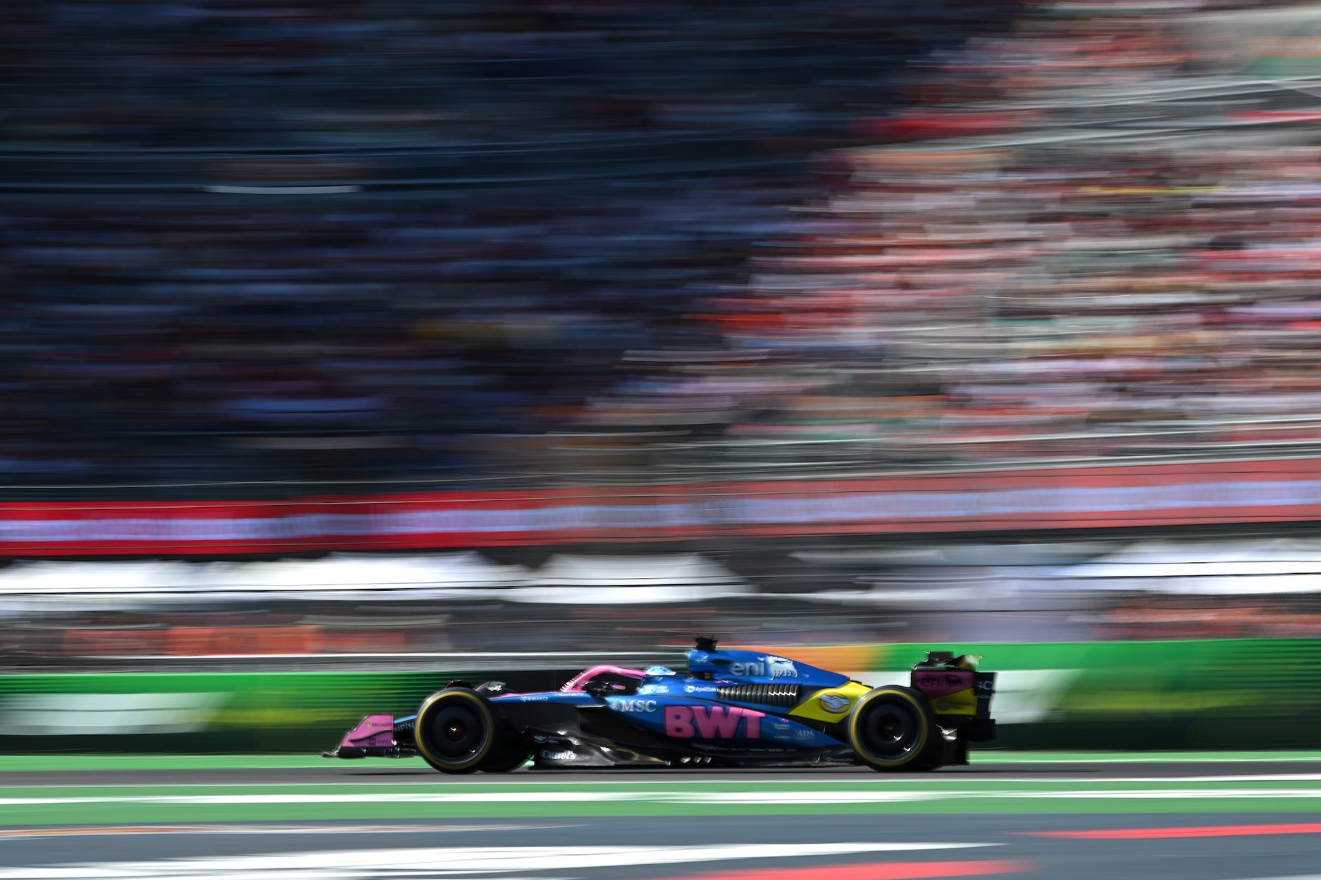 Mexico City, Mexico - October 26: Pierre Gasly Of France Driving The (10) Alpine F1 A525 Renault On Track During The F1 Grand Prix Of Mexico At Autodromo Hermanos Rodriguez On October 26, 2025 In Mexico City, Mexico. (Photo By Rudy Carezzevoli/Getty Images)