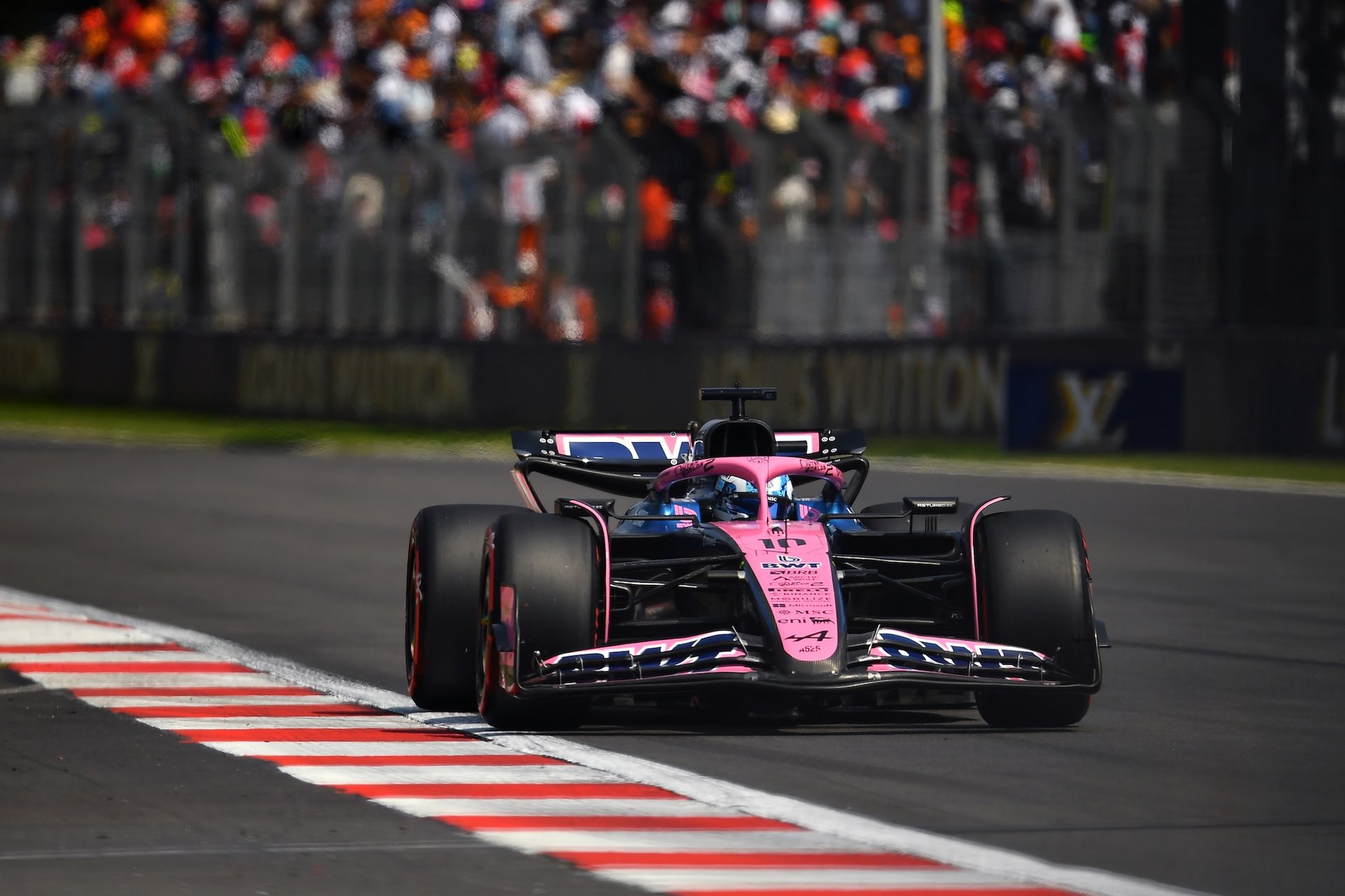 Mexico City, Mexico - October 25: Pierre Gasly Of France Driving The (10) Alpine F1 A525 Renault On Track During Final Practice Ahead Of The F1 Grand Prix Of Mexico At Autodromo Hermanos Rodriguez On October 25, 2025 In Mexico City, Mexico. (Photo By James Sutton/Lat Images)