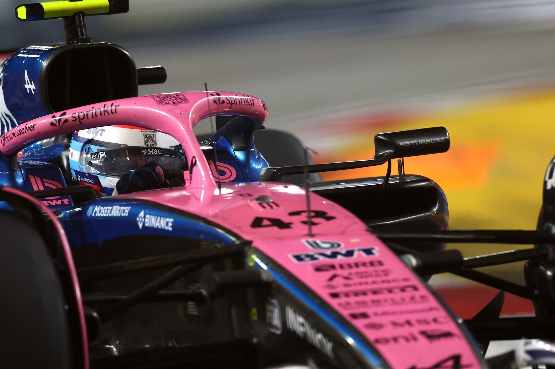 Singapore, Singapore - October 05: Franco Colapinto Of Argentina Driving The (43) Alpine F1 A525 Renault On Track During To The F1 Grand Prix Of Singapore At Marina Bay Street Circuit On October 05, 2025 In Singapore, Singapore. (Photo By Zak Mauger/Lat Images)
