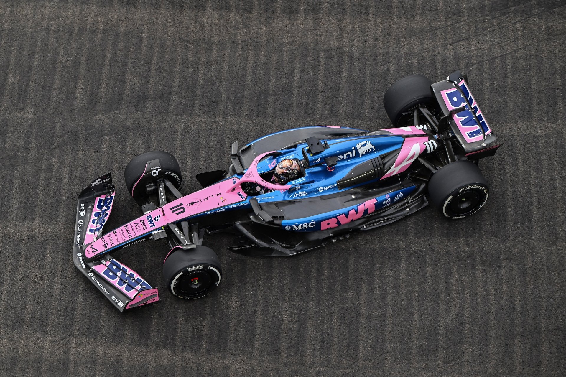 Singapore, Singapore - October 03: Pierre Gasly Of France Driving The (10) Alpine F1 A525 Renault On Track During Practice Ahead Of The F1 Grand Prix Of Singapore At Marina Bay Street Circuit On October 03, 2025 In Singapore, Singapore. (Photo By Simon Galloway/Lat Images)