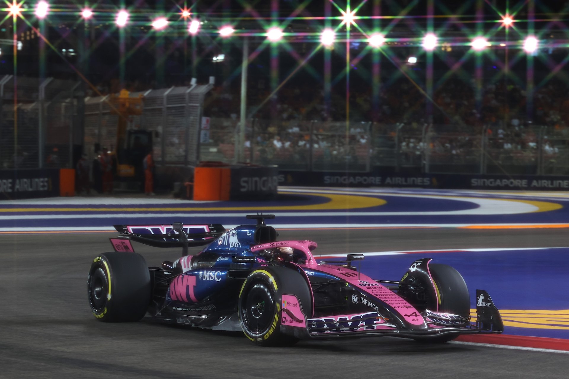 Singapore, Singapore - October 03: (Editors Note: A Special Effects Camera Filter Was Used For This Image.) Pierre Gasly Of France Driving The (10) Alpine F1 A525 Renault On Track During Practice Ahead Of The F1 Grand Prix Of Singapore At Marina Bay Street Circuit On October 03, 2025 In Singapore, Singapore. (Photo By Steven Tee/Lat Images)