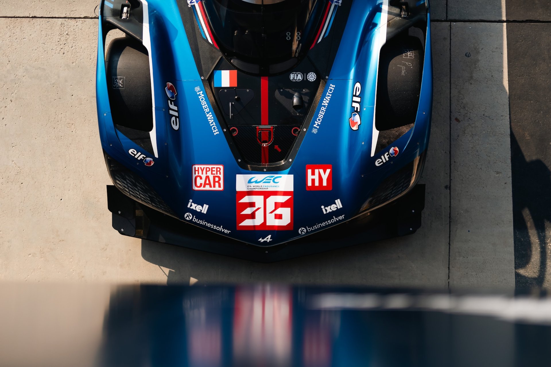 36 Makowiecki Frédéric (Fra), Gounon Jules (Fra), Schumacher Mick (Ger), Alpine Endurance Team, Alpine A424 #36, Hypercar, Pitlane, Scrutineering, Verifications Techniques, During The 8 Hours Of Bahrain 2025, 8Th Round Of The 2025 Fia World Endurance Championship, From November 6 To 8, 2025 On The Bahrain International Circuit In Sakhir, Bahrain - Photo Joao Filipe / Dppi