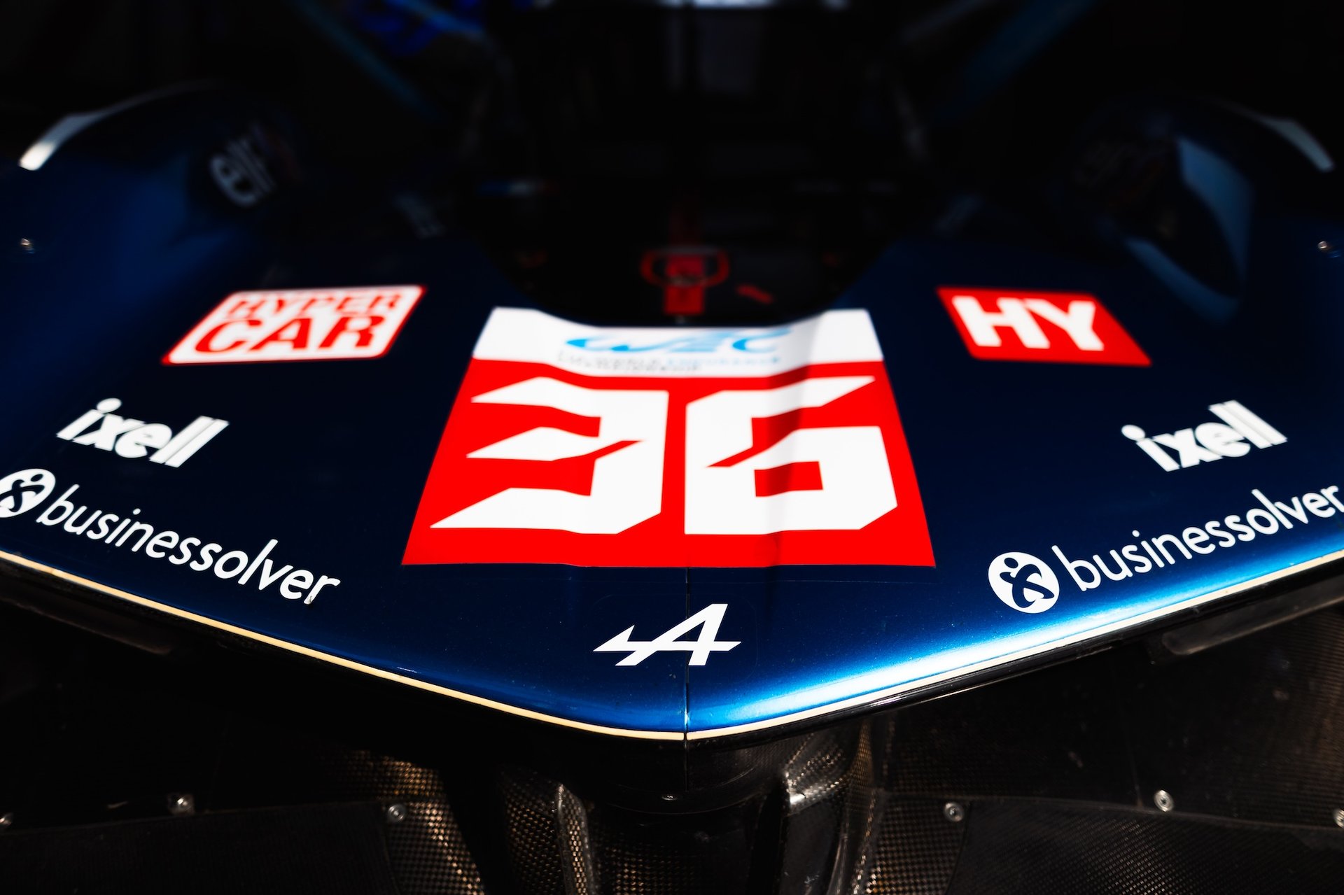 36 Makowiecki Frédéric (Fra), Gounon Jules (Fra), Schumacher Mick (Ger), Alpine Endurance Team, Alpine A424 #36, Hypercar, Details Garage, Box, During The 8 Hours Of Bahrain 2025, 8Th Round Of The 2025 Fia World Endurance Championship, From November 6 To 8, 2025 On The Bahrain International Circuit In Sakhir, Bahrain - Photo Joao Filipe / Dppi