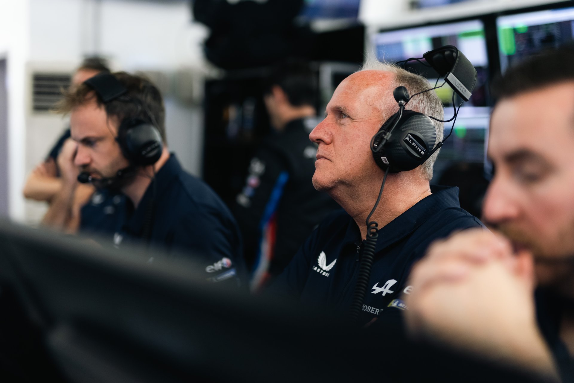Wec 2025 : Alpine Endurance Team Boucle Une Saison En Progrès Et Vise Déjà 2026 25 Sinault Philippe (Fra), Team Principal Of Alpine Endurance Team, Portrait During The 8 Hours Of Bahrain 2025, 8Th Round Of The 2025 Fia World Endurance Championship, From November 6 To 8, 2025 On The Bahrain International Circuit In Sakhir, Bahrain - Photo Joao Filipe / Dppi