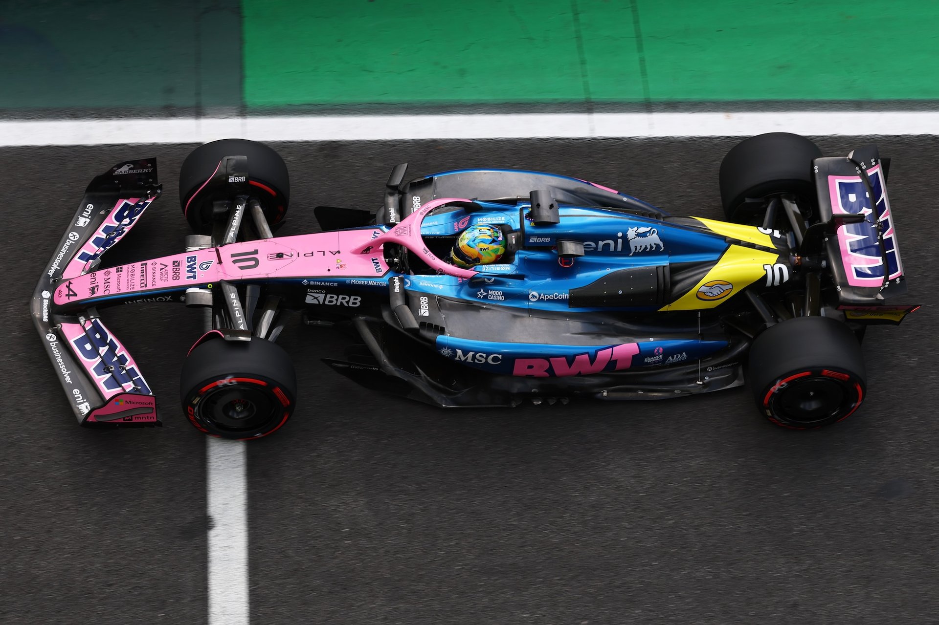 Bwt Alpine Formula One Team : Un Souffle Retrouvé Au Grand-Prix De São Paulo 2025 17 Sao Paulo, Brazil - November 08: Pierre Gasly Of France Driving The (10) Alpine F1 A525 Renault On Track During Qualifying Ahead Of The F1 Grand Prix Of Brazil At Autodromo Jose Carlos Pace On November 08, 2025 In Sao Paulo, Brazil. (Photo By Zak Mauger/Lat Images)