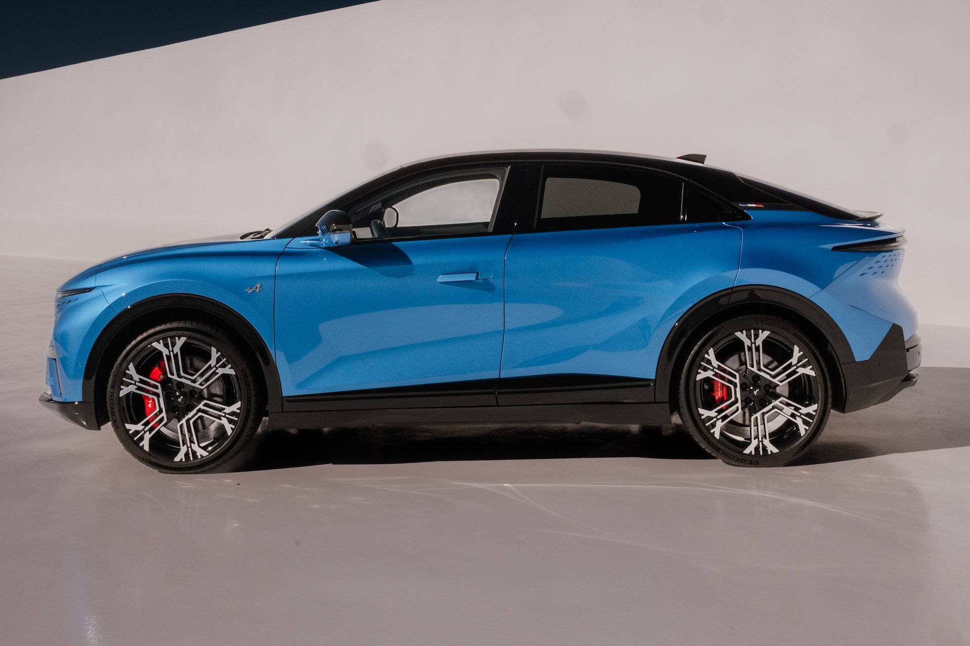 Alpine A390 : Vraie Alpine Ou Simple Électrique Badgée Sport ? Notre Essai 9 Alpine A390 Essais Test Drive Malaga Novembre 2025