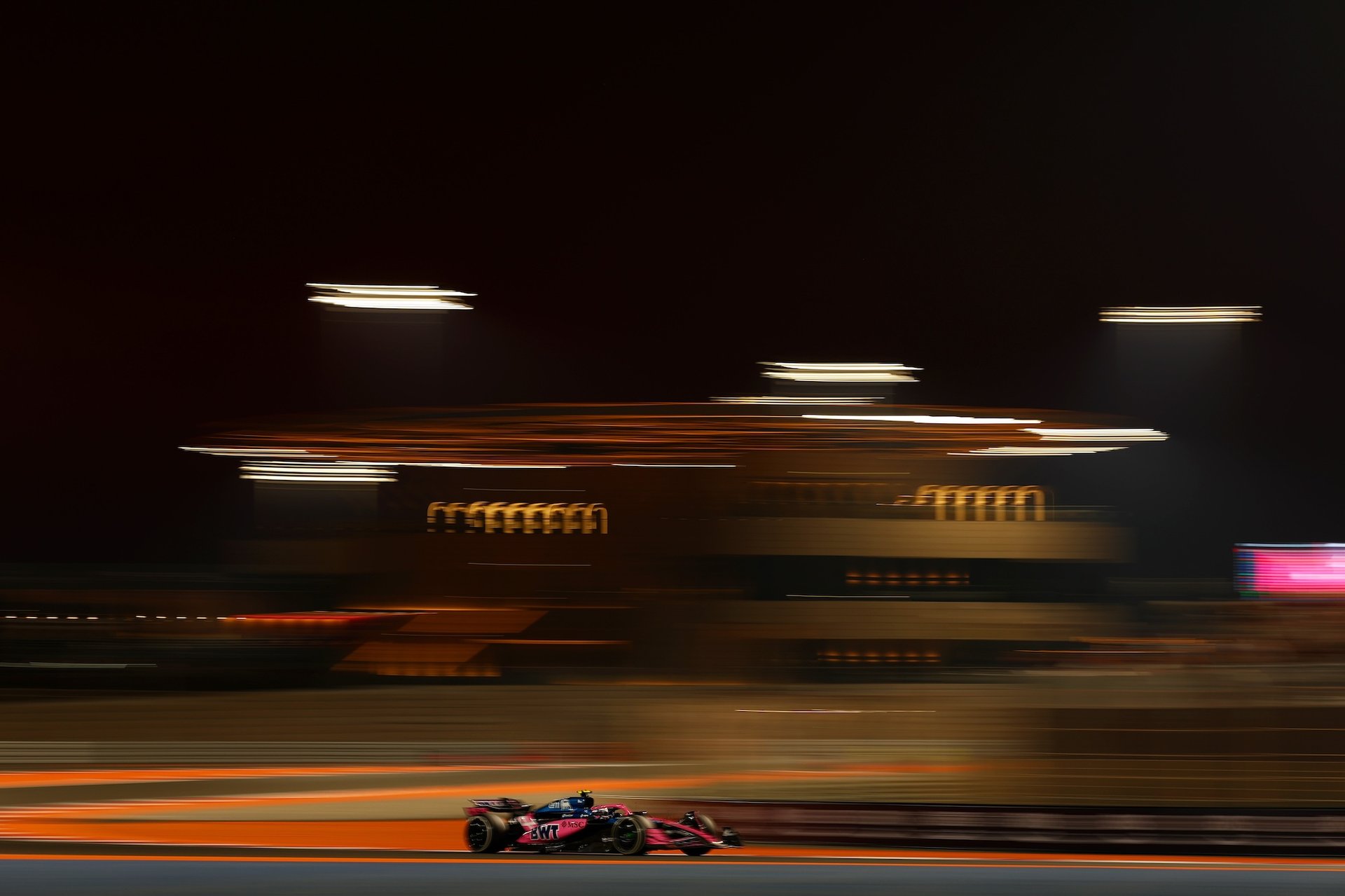 Lusail City, Qatar - November 28: Franco Colapinto Of Argentina Driving The (43) Alpine F1 A525 Renault On Track During Practice Ahead Of The F1 Grand Prix Of Qatar At Lusail International Circuit On November 28, 2025 In Lusail City, Qatar. (Photo By Mark Thompson/Getty Images)