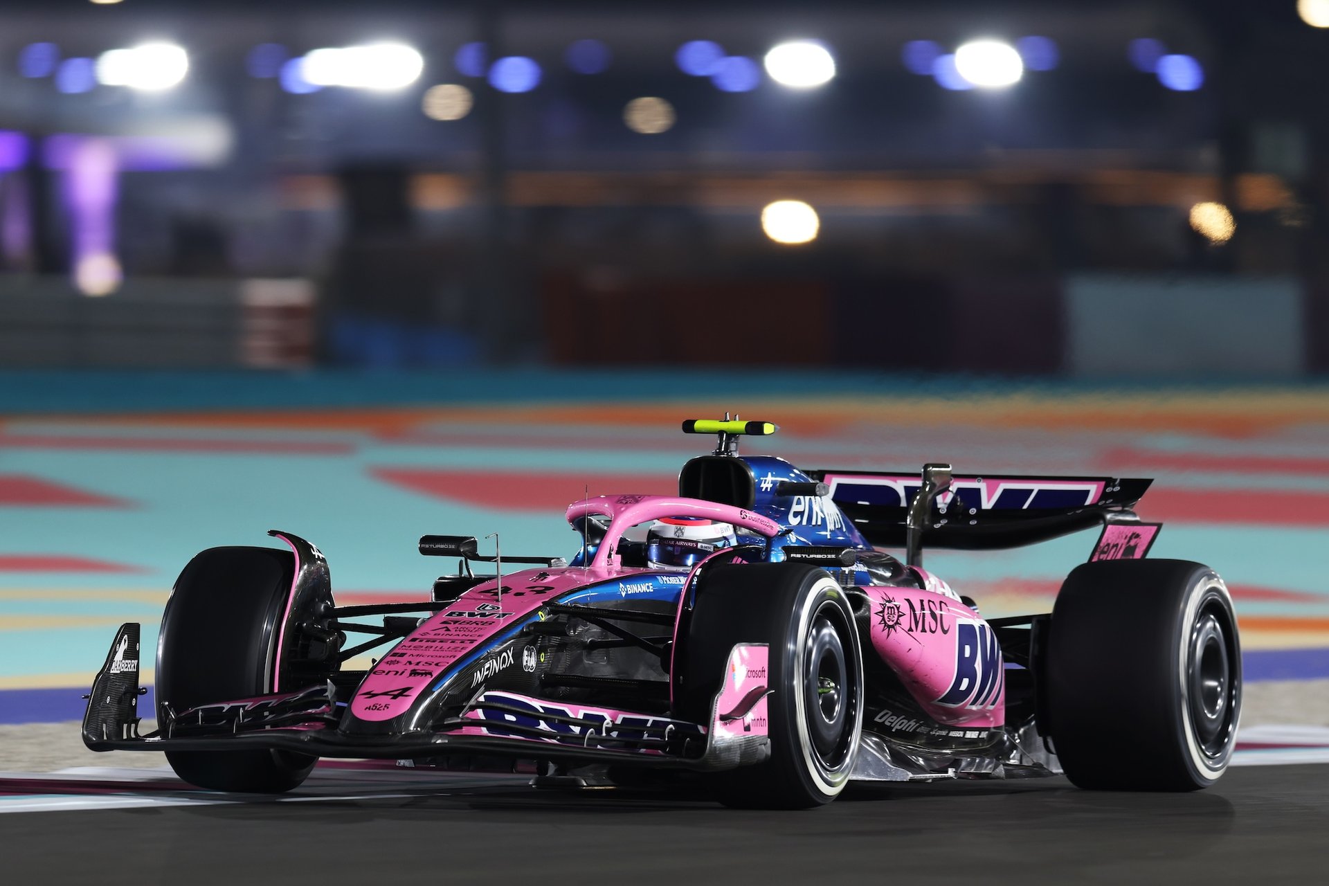 Bwt Alpine Formula One Team – La Fia Valide L’astuce Thermique Du Moteur Mercedes 2026 6 Lusail City, Qatar - November 28: Franco Colapinto Of Argentina Driving The (43) Alpine F1 A525 Renault On Track During Practice Ahead Of The F1 Grand Prix Of Qatar At Lusail International Circuit On November 28, 2025 In Lusail City, Qatar. (Photo By Dom Gibbons/Lat Images)