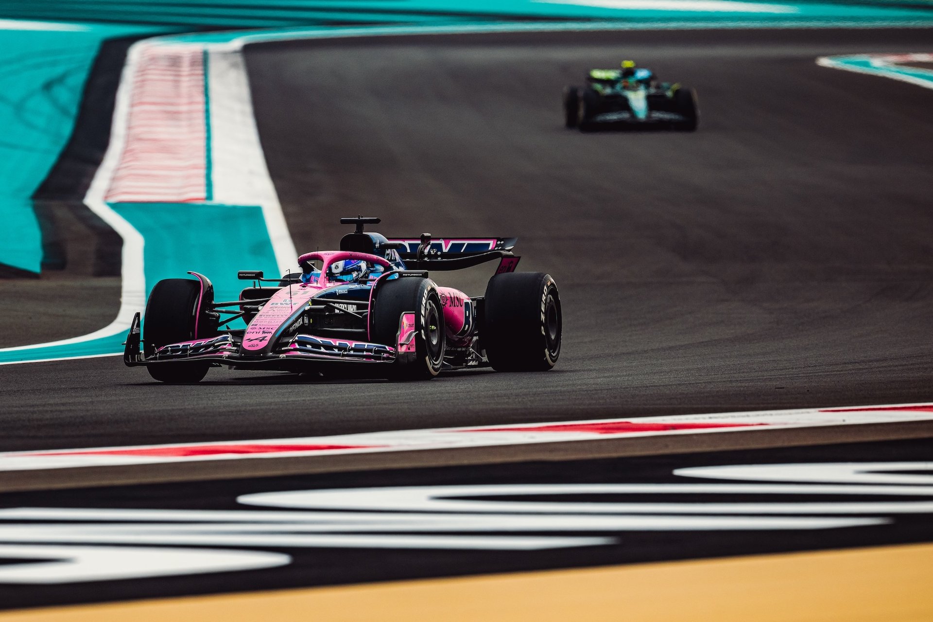 Bwt Alpine Formula One Team F1 A525 Pierre Gasly Franco Colapinto Paul Aron Grand Prix D'Abu Dhabi Essais Vendredi 2025