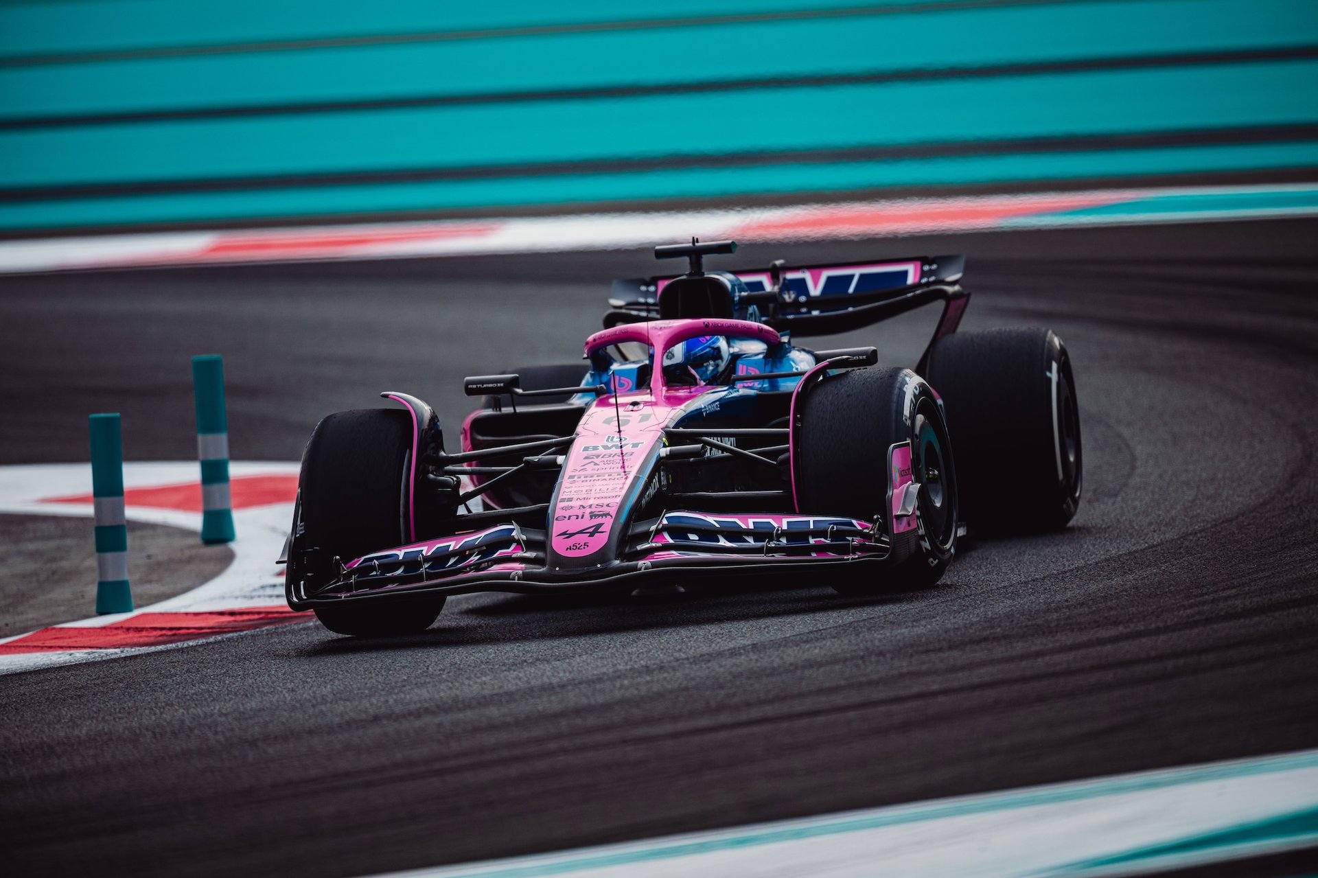 Bwt Alpine Formula One Team F1 A525 Pierre Gasly Franco Colapinto Paul Aron Grand Prix D'Abu Dhabi Essais Vendredi 2025
