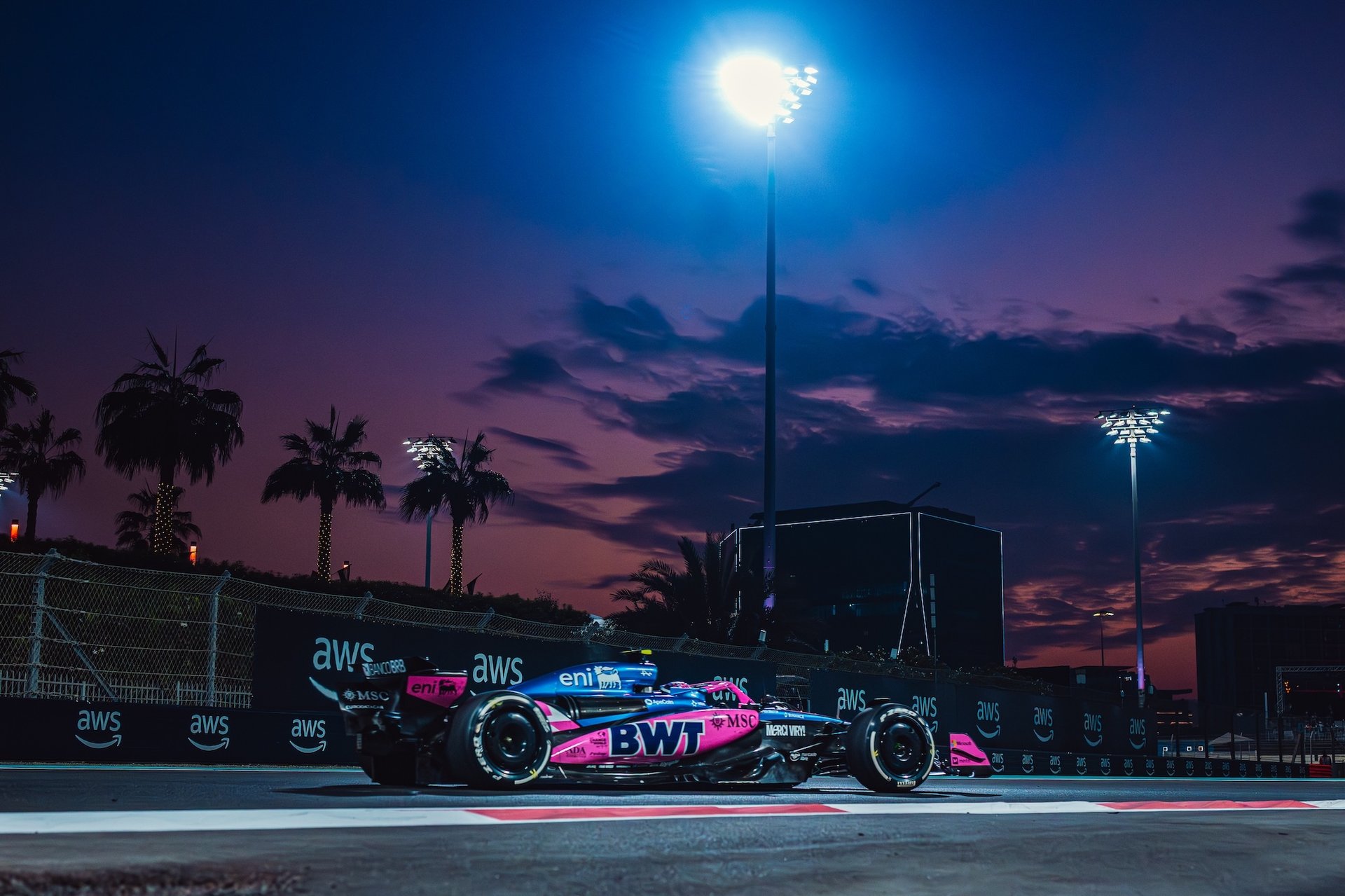 Bwt Alpine Formula One Team F1 A525 Pierre Gasly Franco Colapinto Paul Aron Grand Prix D'Abu Dhabi Essais Vendredi 2025