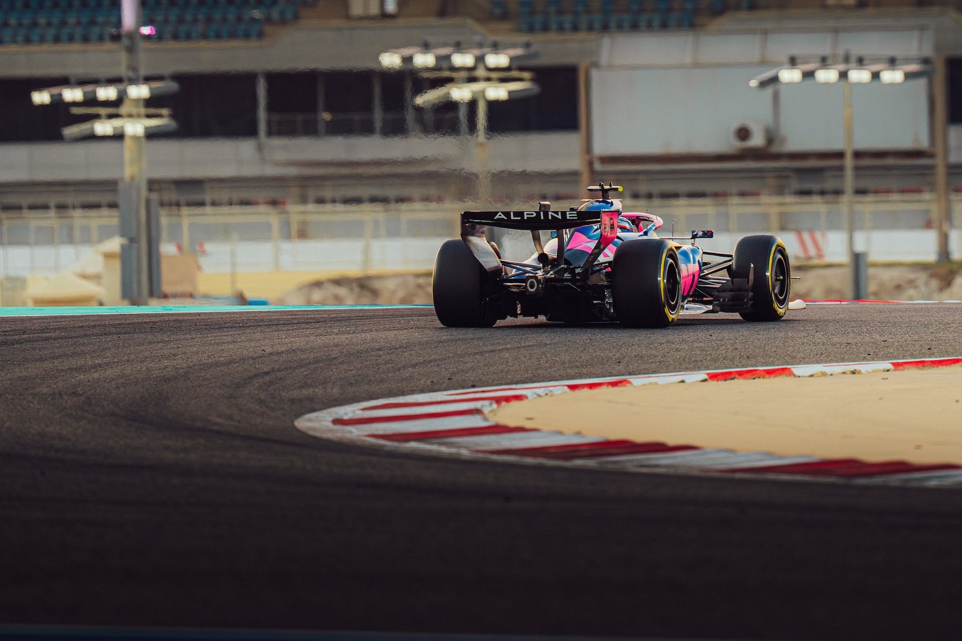 Jour 3 Des Essais F1 2026 À Bahreïn : Bwt Alpine Formula One Team Boucle 118 Tours Avec Pierre Gasly, P5 En 1’33’’421 Au Volant De L’alpine A526. 11 Bwt Alpine Formula One Team Alpine A526 F1 Pierre Gasly Essais Bahreïn Test 2 Jour 2 2026