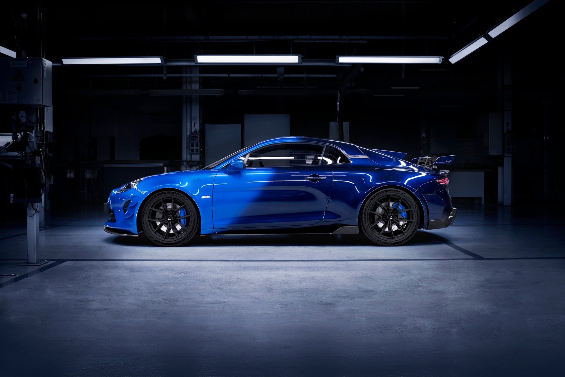 Alpine A110 Wins Again As The Ultra-Rare A110 R Ultime “La Bleue” Bows Out 5 Alpine A110 R Ultime La Bleue 2026