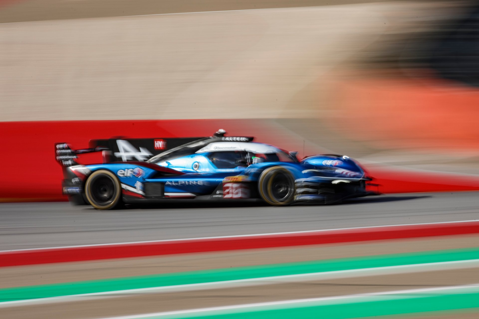 36 Makowiecki Frédéric (Fra), Gounon Jules (Fra), Martins Victor (Fra), Alpine Endurance Team, Alpine A424 #36, Hypercar, In Action During The Alpine Private Test Session At Motorland Aragón From February 25 To 26, 2026 In Alcañiz, Spain - Photo Xavier Bonilla / Dppi