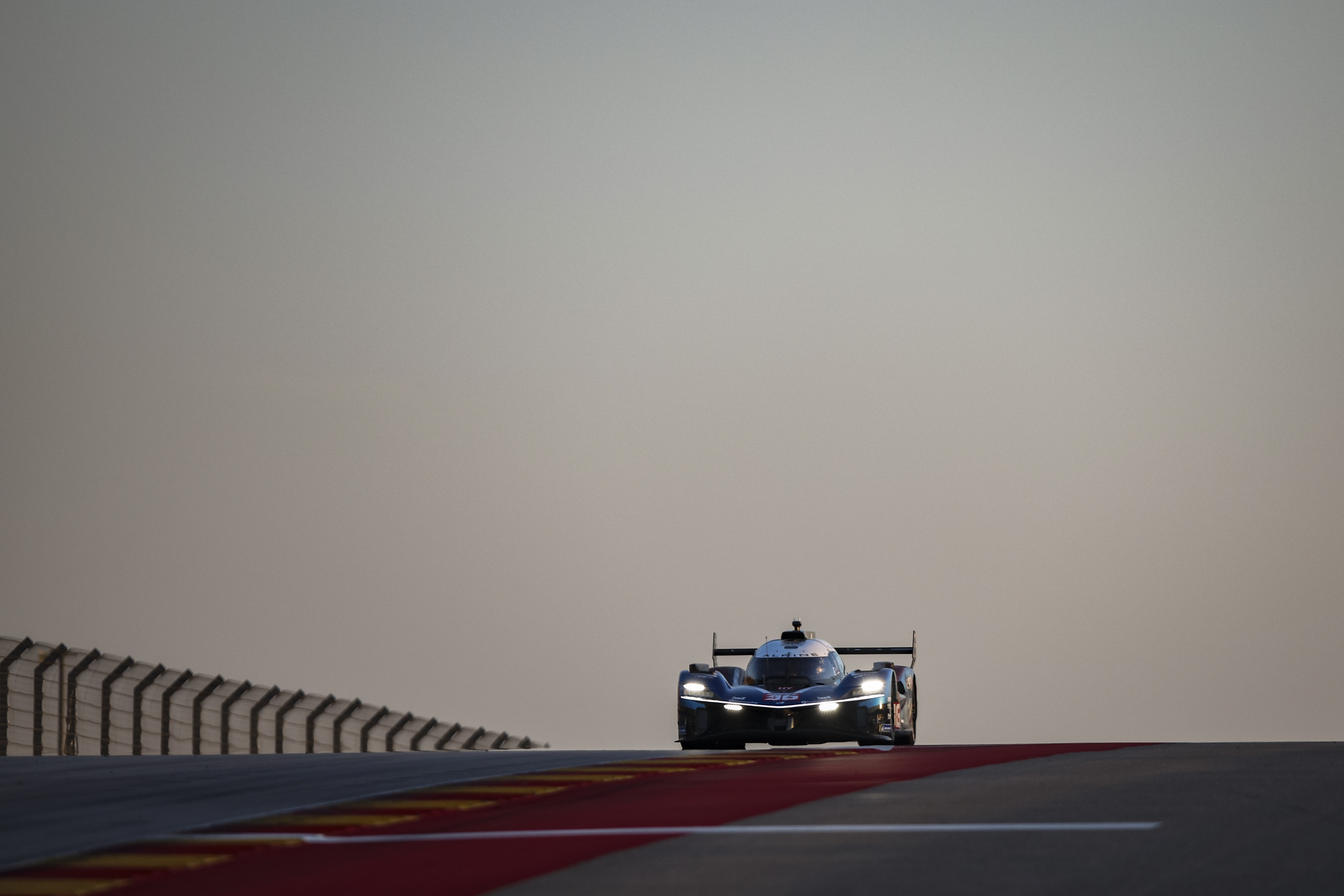 36 MAKOWIECKI Frédéric (fra), GOUNON Jules (fra), MARTINS Victor (fra), Alpine Endurance Team, Alpine A424 #36, Hypercar, action during the Alpine private test session on the MotorLand Aragon from Februar 25 to 26, 2026 in Alcaniz, Spain - Photo Xavier Bonilla / DPPI